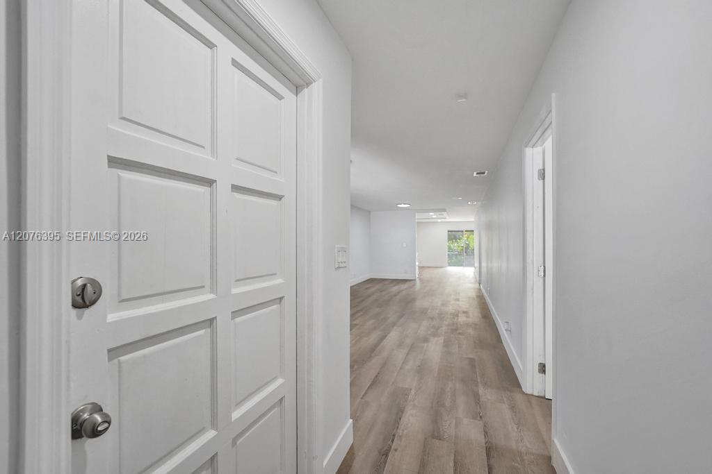10600 NW 45th St — Photo 5