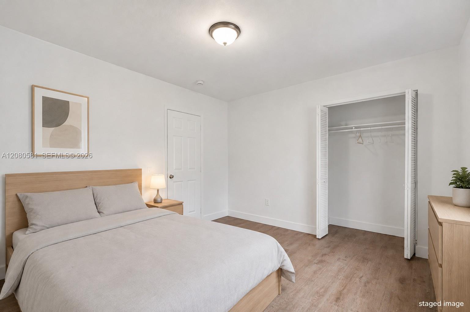 1545 Lenox Ave # 11 — Photo 3