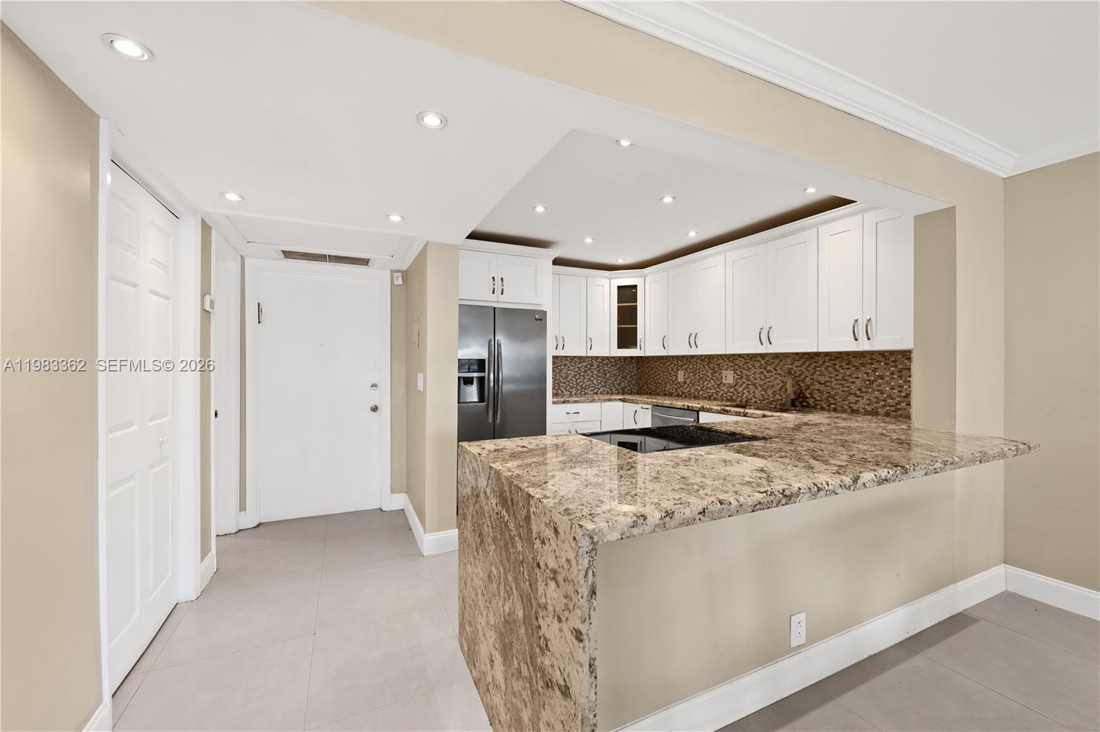 329 SE 3rd St # 103S, Hallandale Beach FL 33009