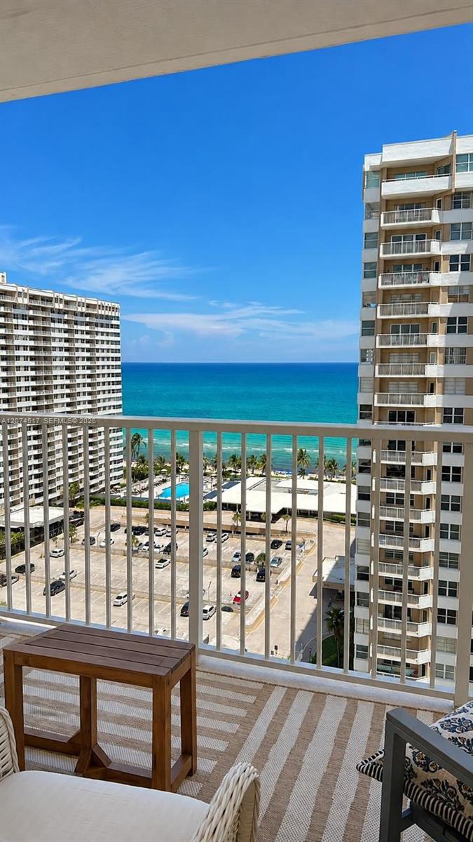 1985 S Ocean Dr # 17P — Photo 3