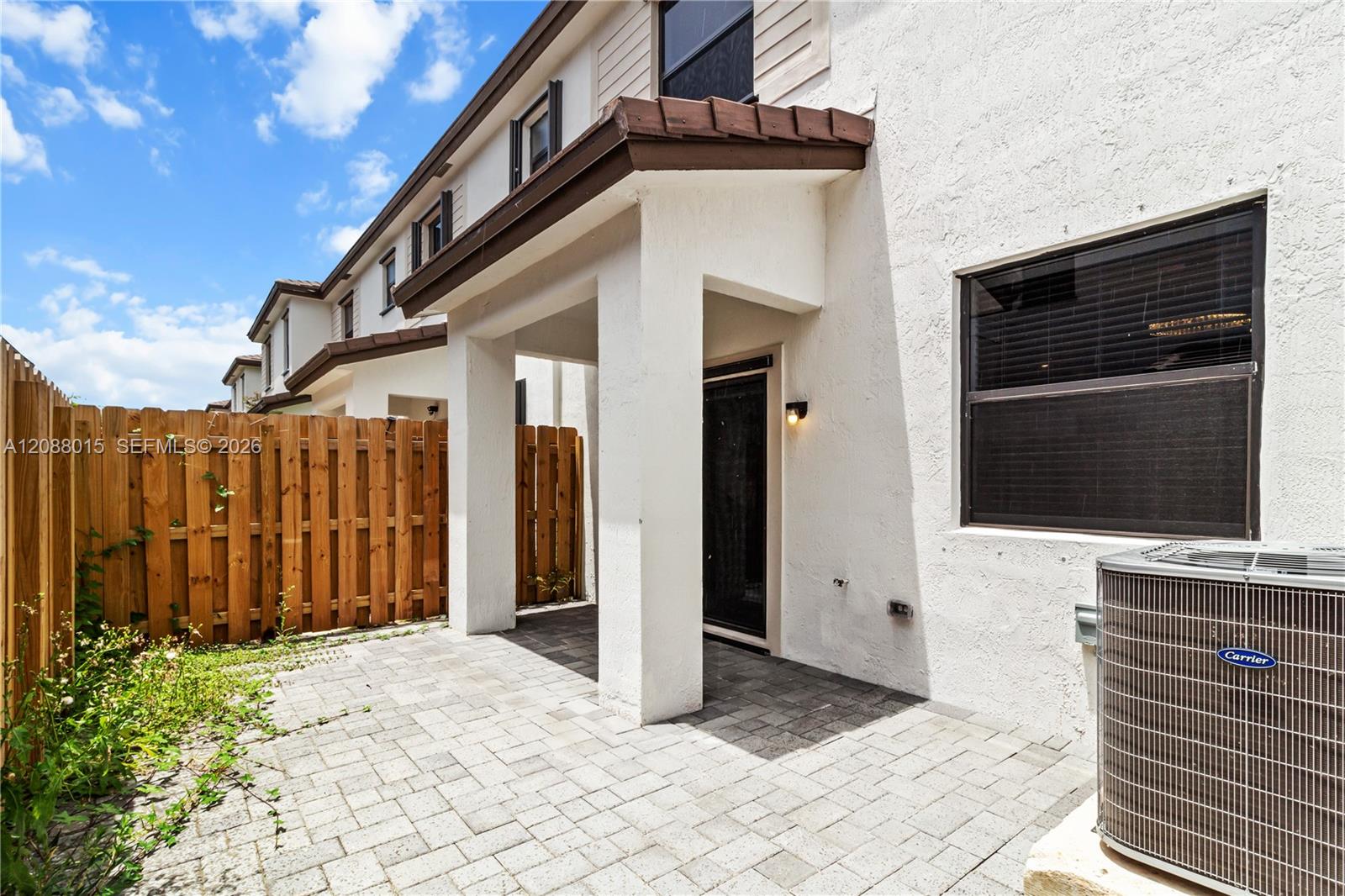 221 SW 159th Way — Photo 3