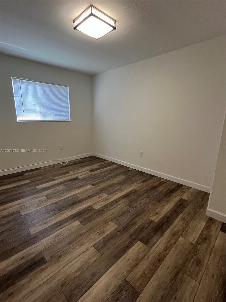 2353 SW 4th St View 8