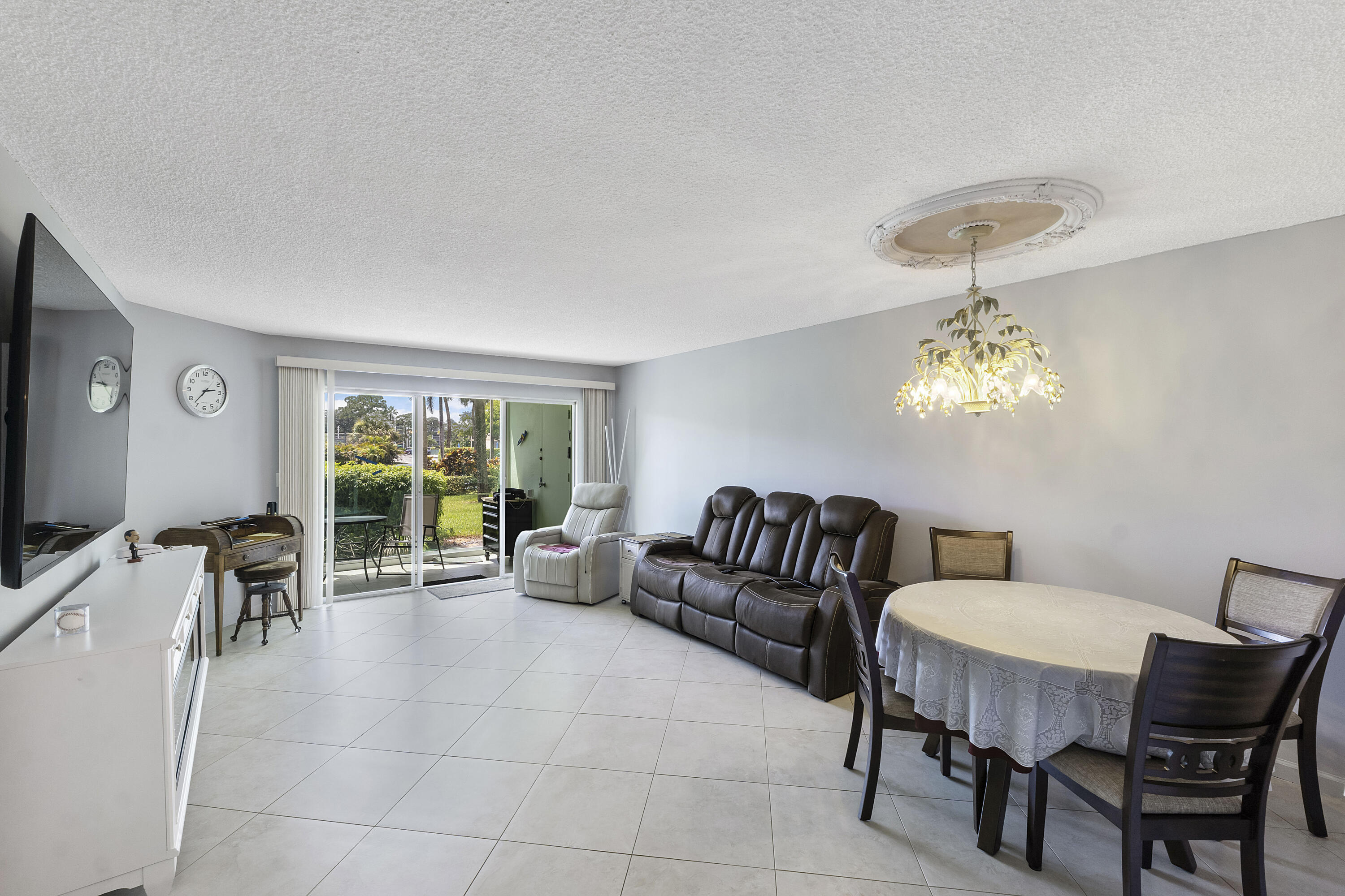 3590 Via Poinciana # 107 — Photo 4