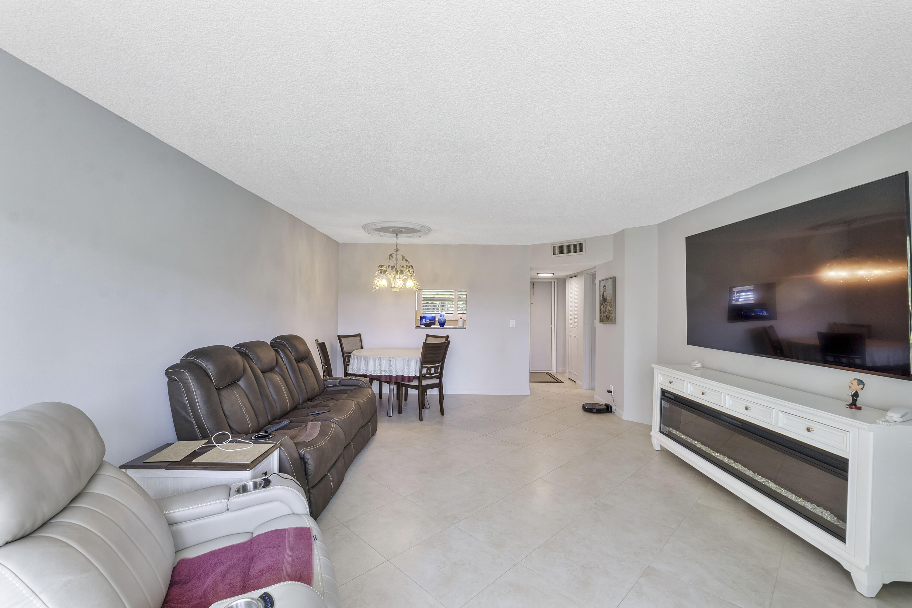 3590 Via Poinciana # 107 — Photo 3
