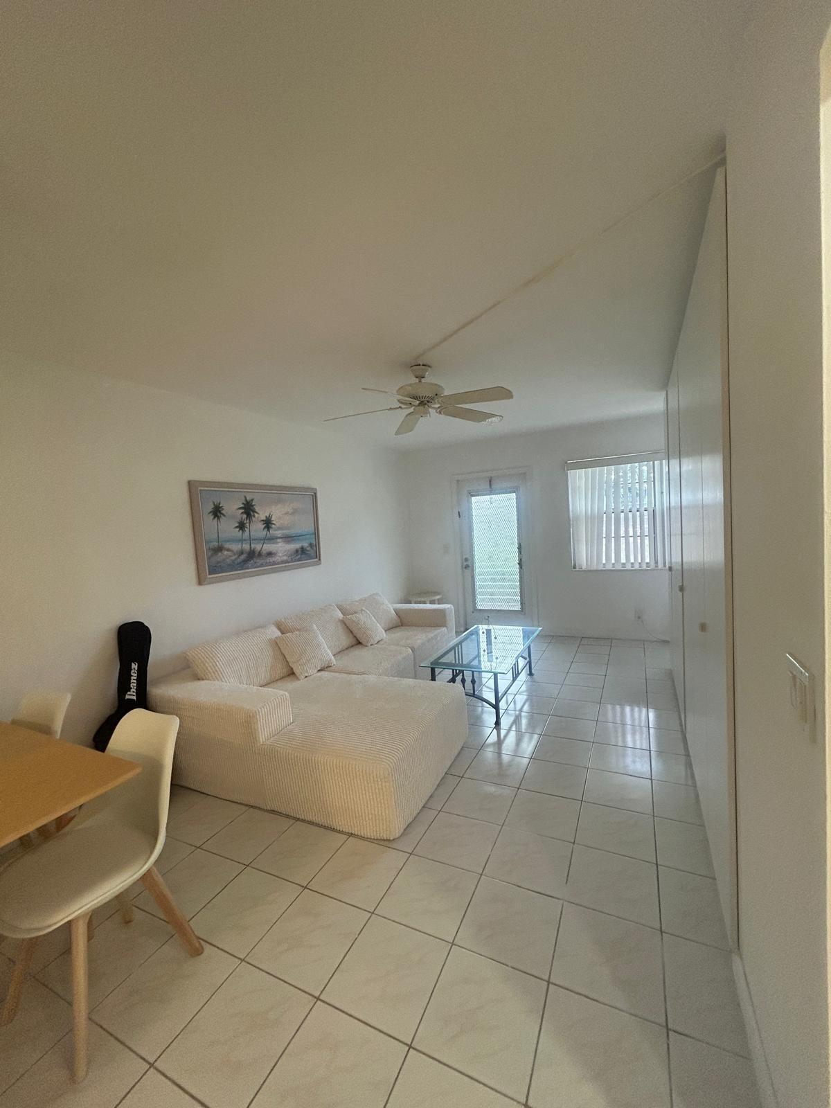 138 Markham G — Photo 2