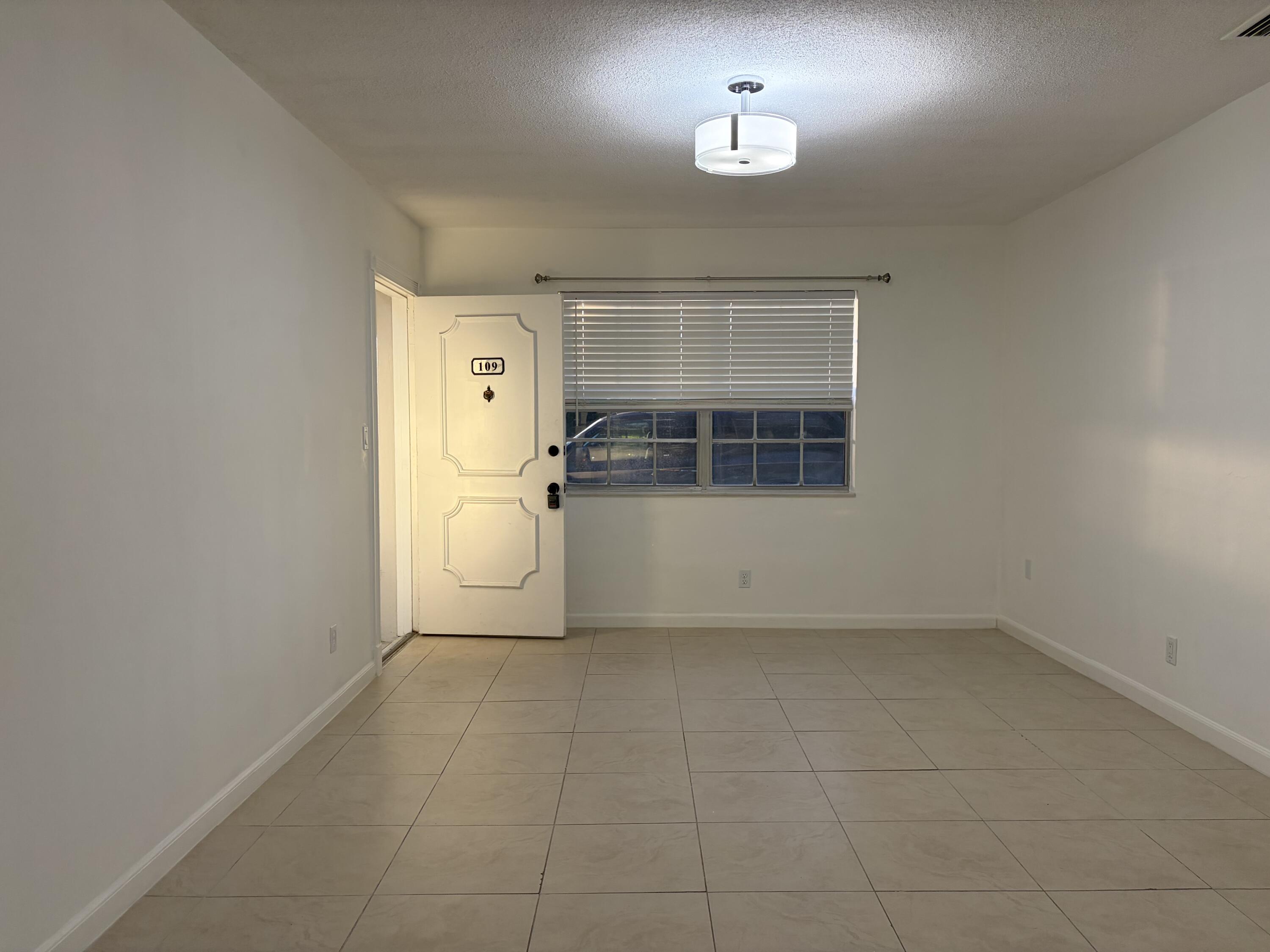 298 SW 6th Street # 109 — Photo 4