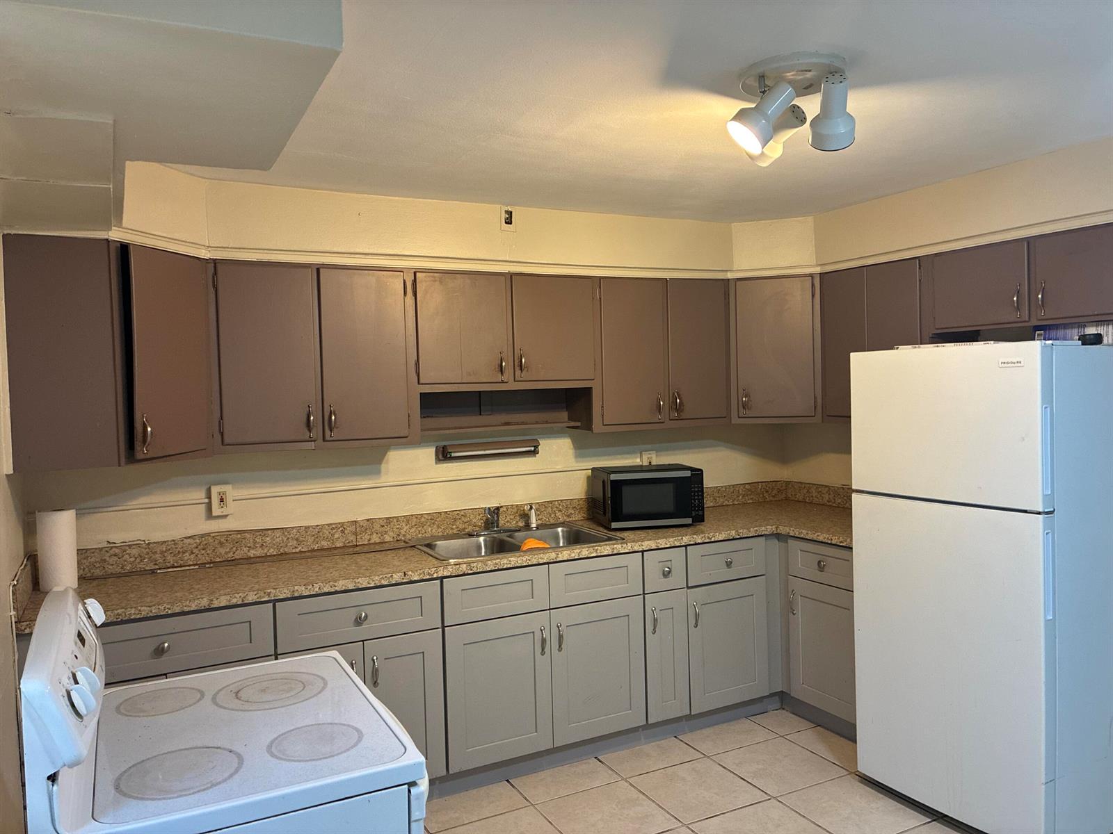 Large Open Kitchen