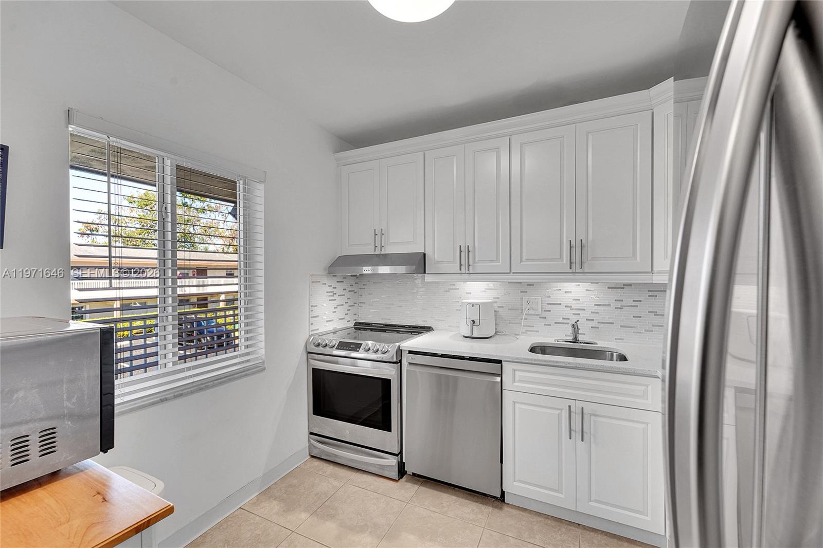 650 NW 80th Ter # 206 — Photo 3