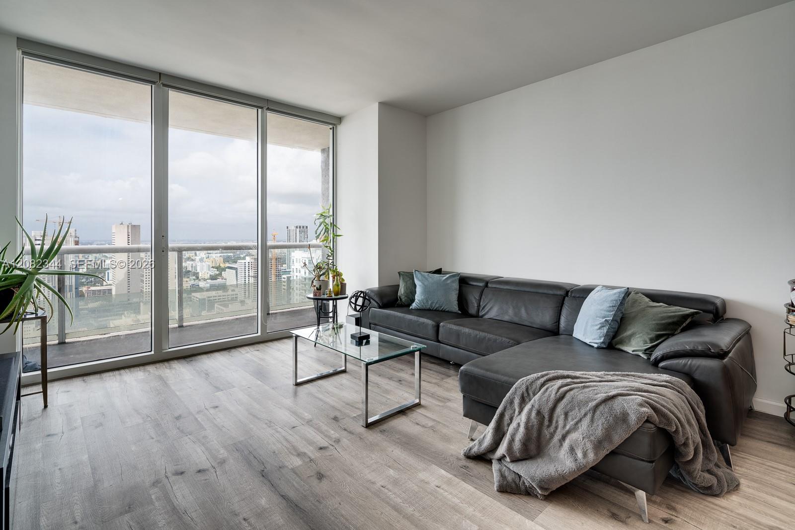 50 Biscayne Blvd # 4505 — Photo 3