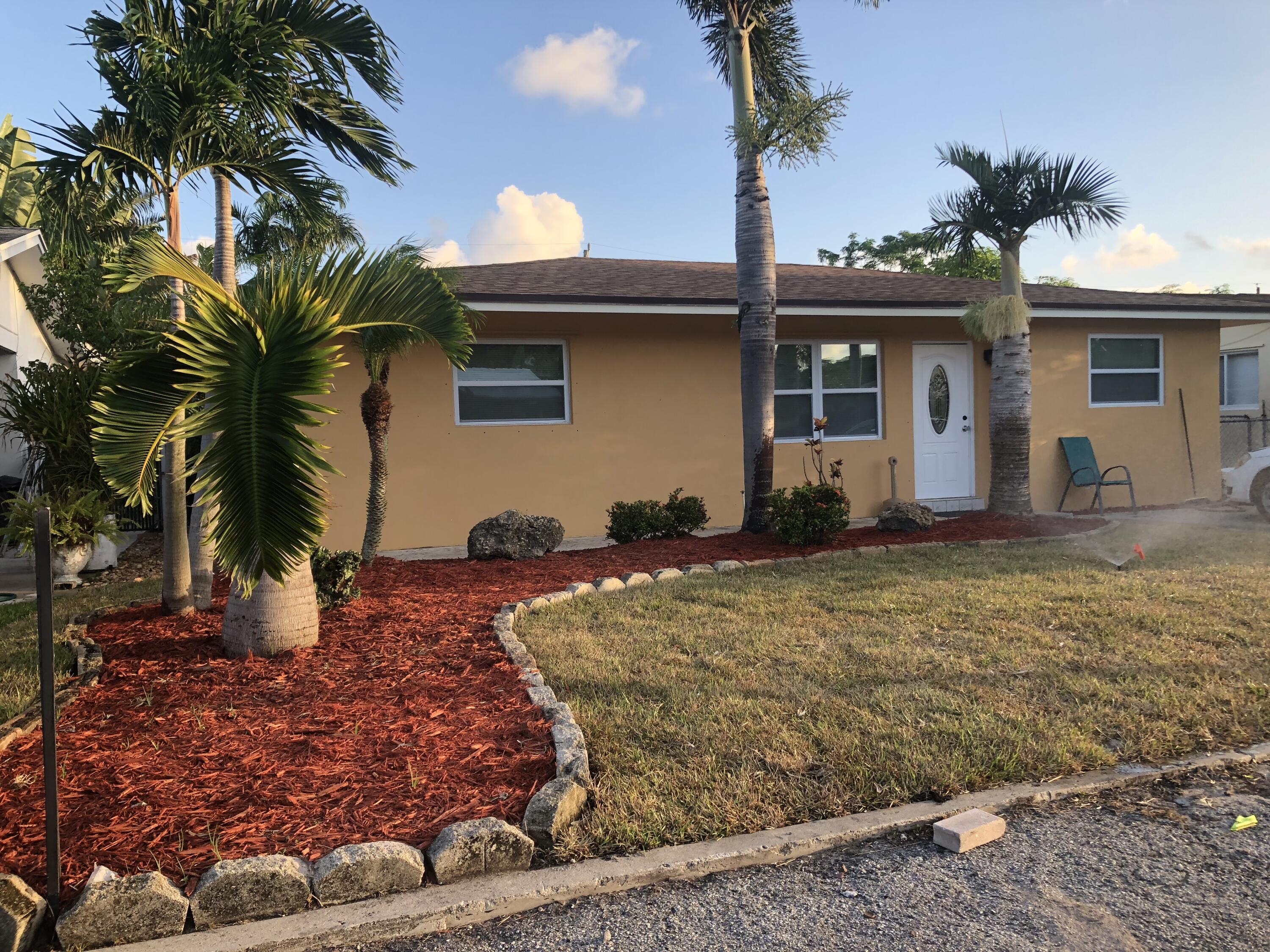 616 W Broward Street, Lantana FL 33462