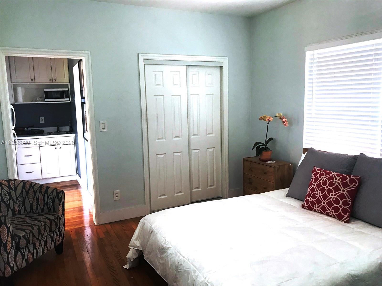 8024 Harding Ave # 5A, Miami Beach FL 33141