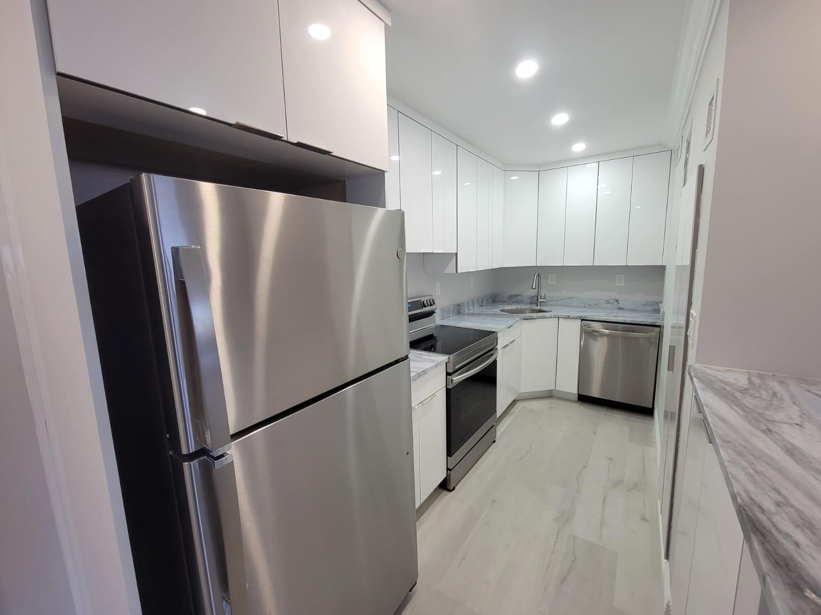 200 S Birch Road # 1205 — Photo 4