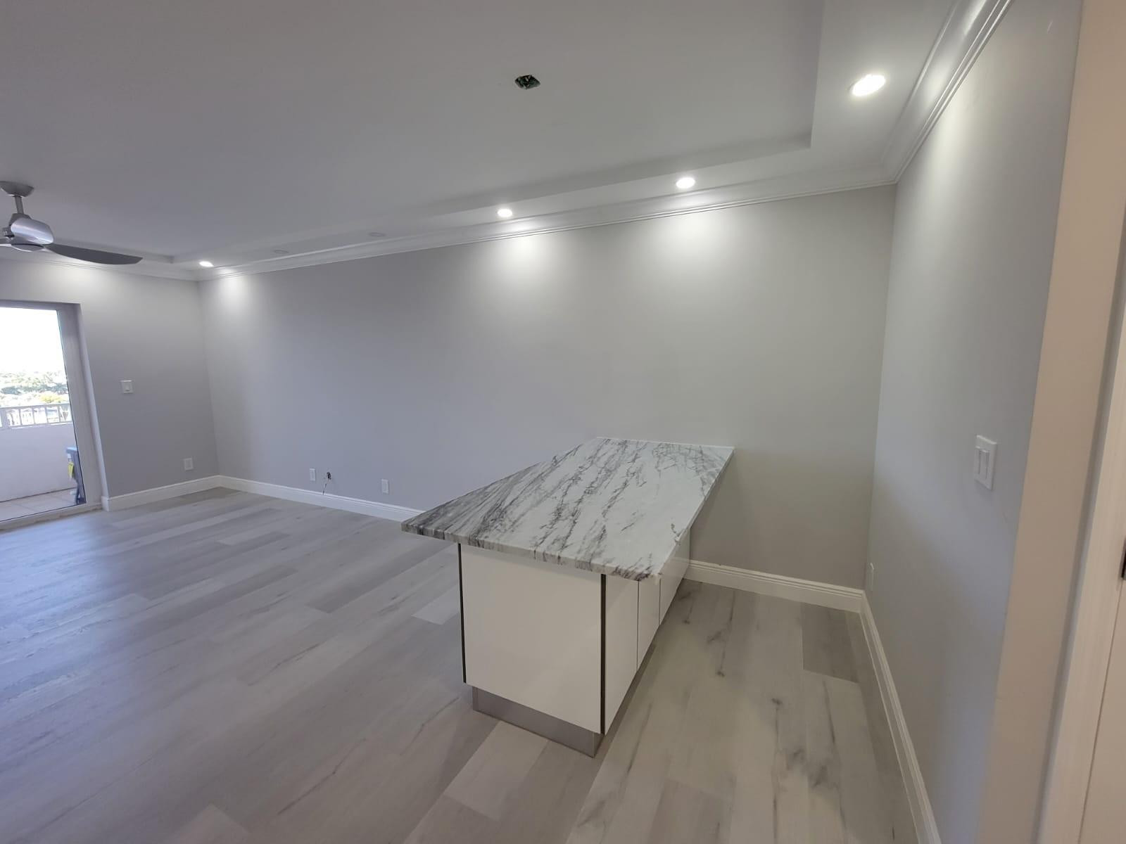 200 S Birch Road # 1205 — Photo 3