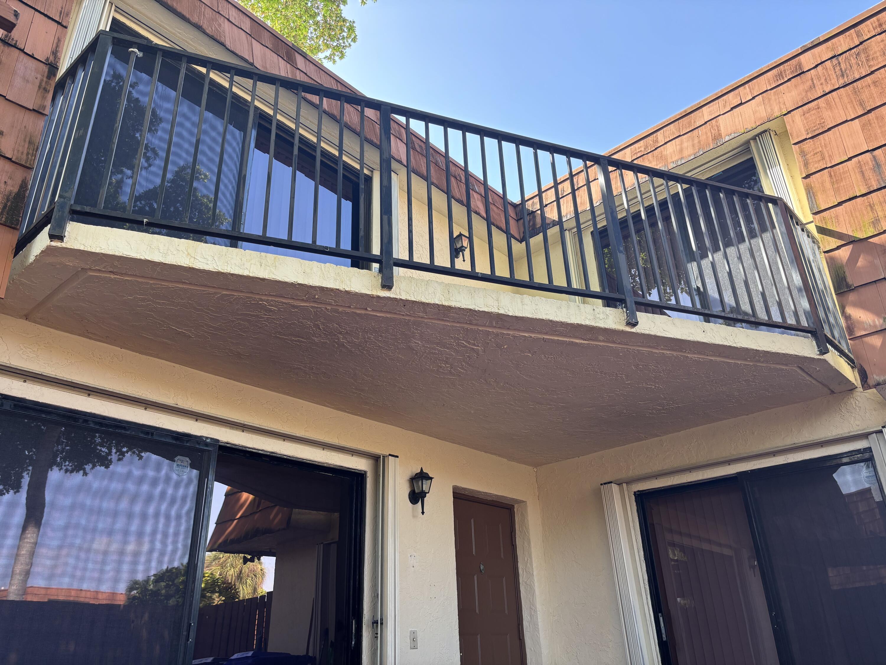 1701 S CORAL Terrace # 1701, North Lauderdale FL 33068