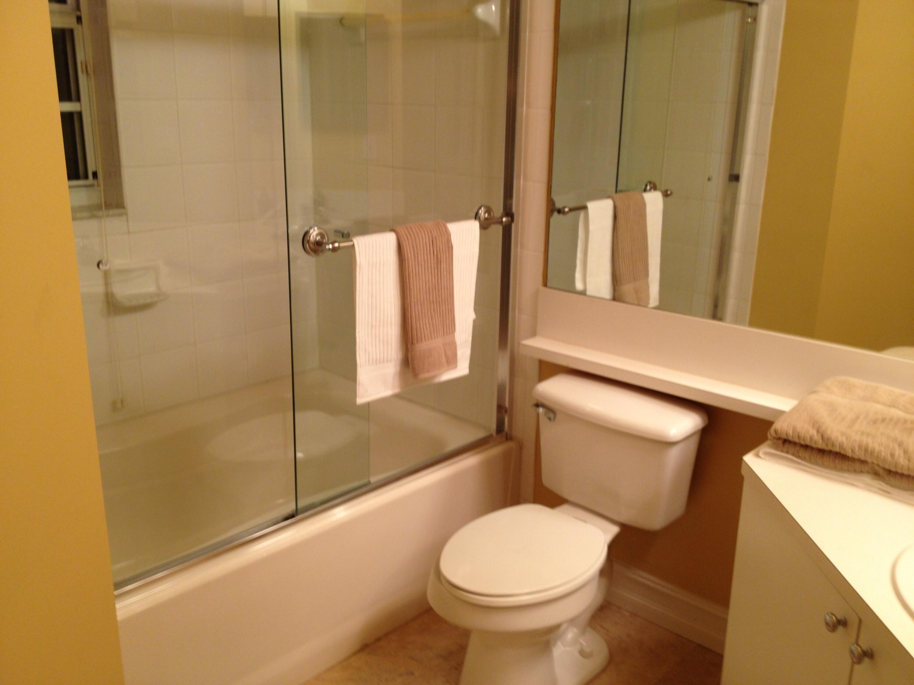 11760 SW SAINT ANDREWS Place # 103 — Photo 2