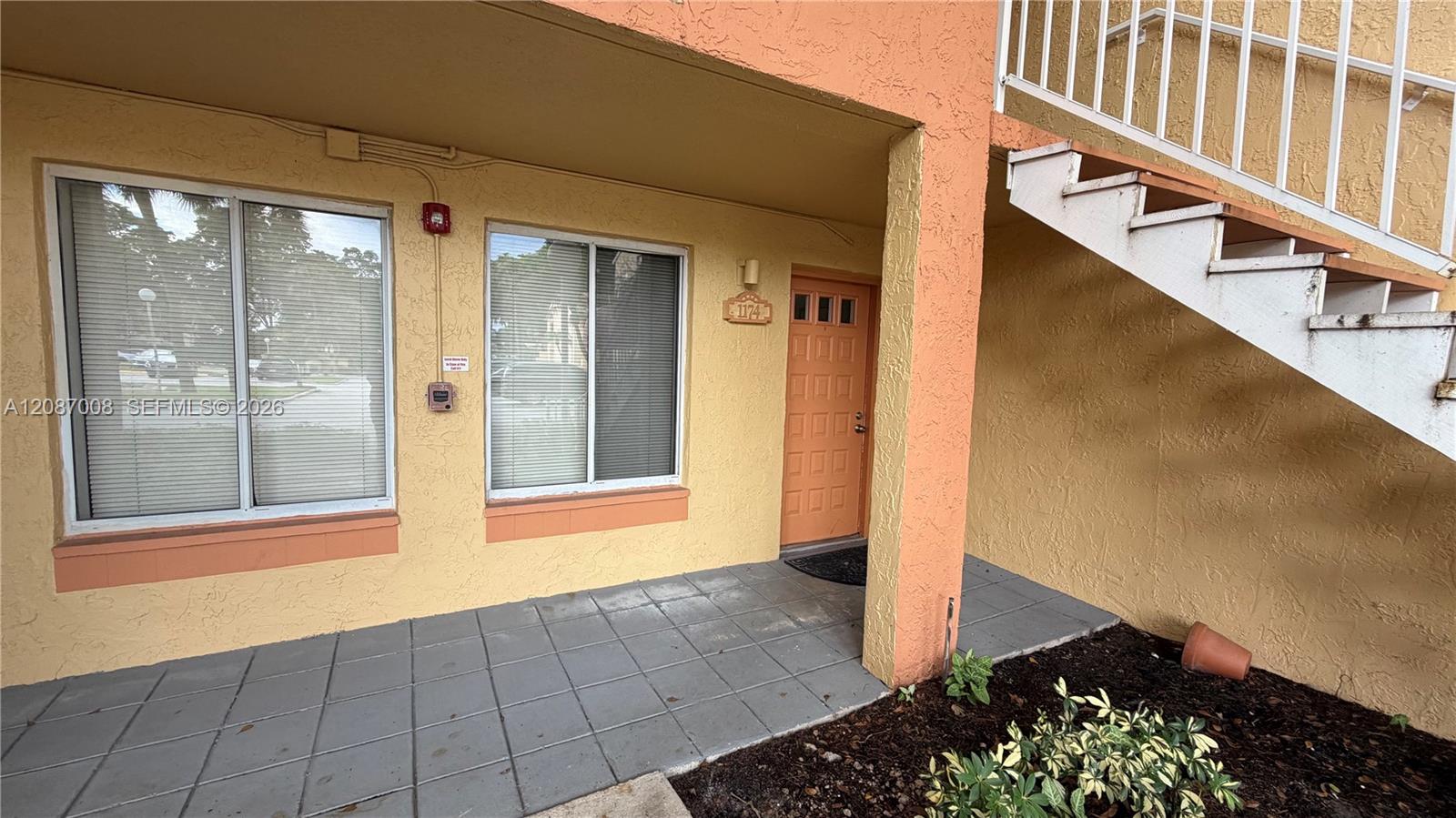 1174 Coral Club Dr # 1174 — Photo 4