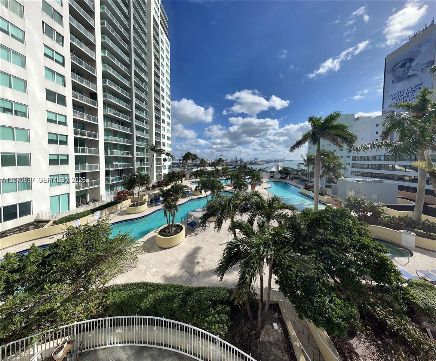 244 Biscayne Blvd # 3106 — Photo 3