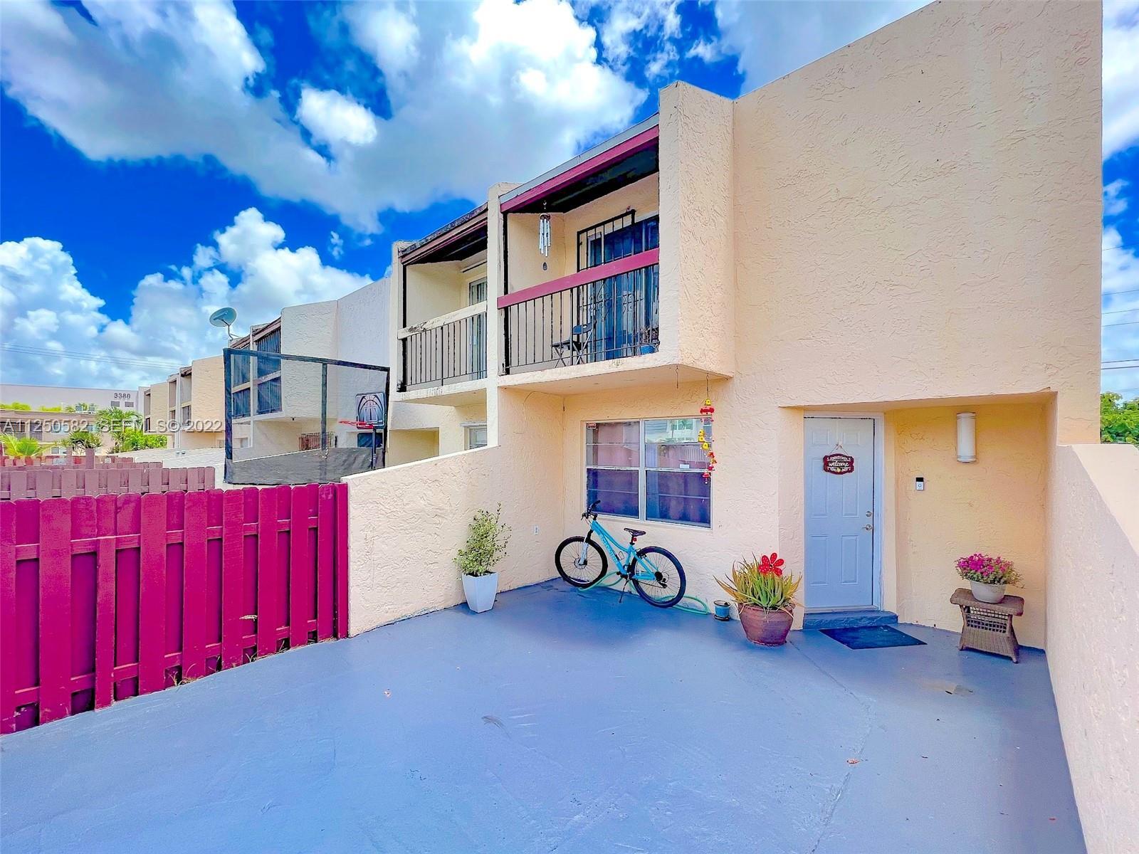 3672 SW 59th Avenue Unit 7, Davie FL 33314