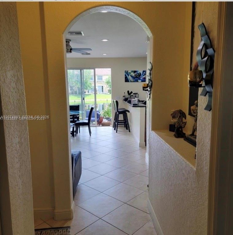 2851 W Prospect Rd # 1006 — Photo 3