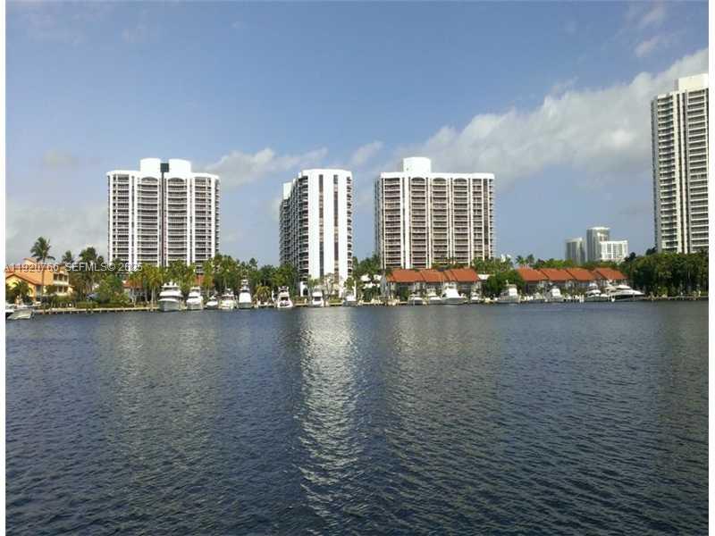 3600 Yacht Club Dr # 1204, Aventura FL 33180