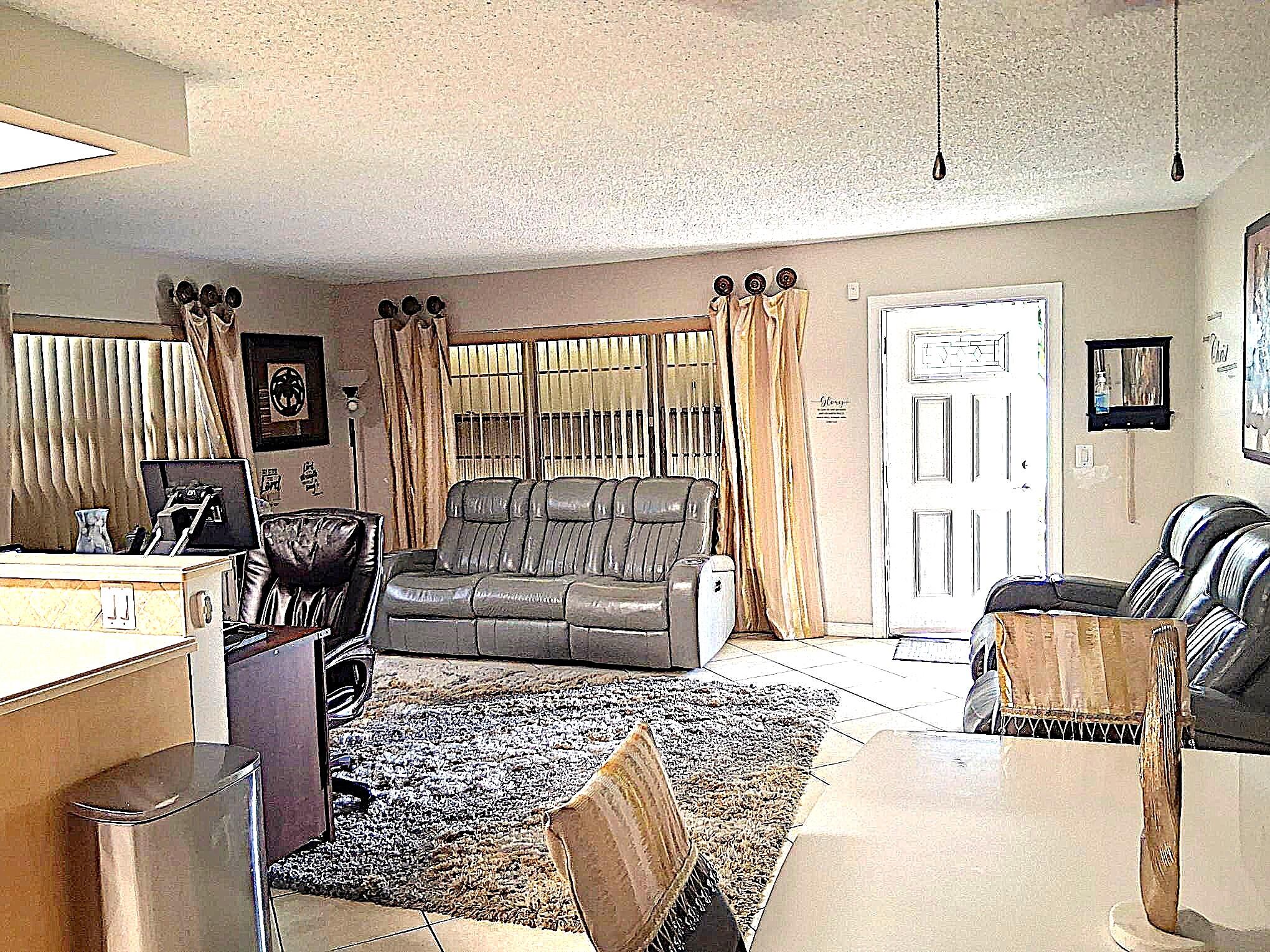 6 Northampton # A, West Palm Beach FL 33417