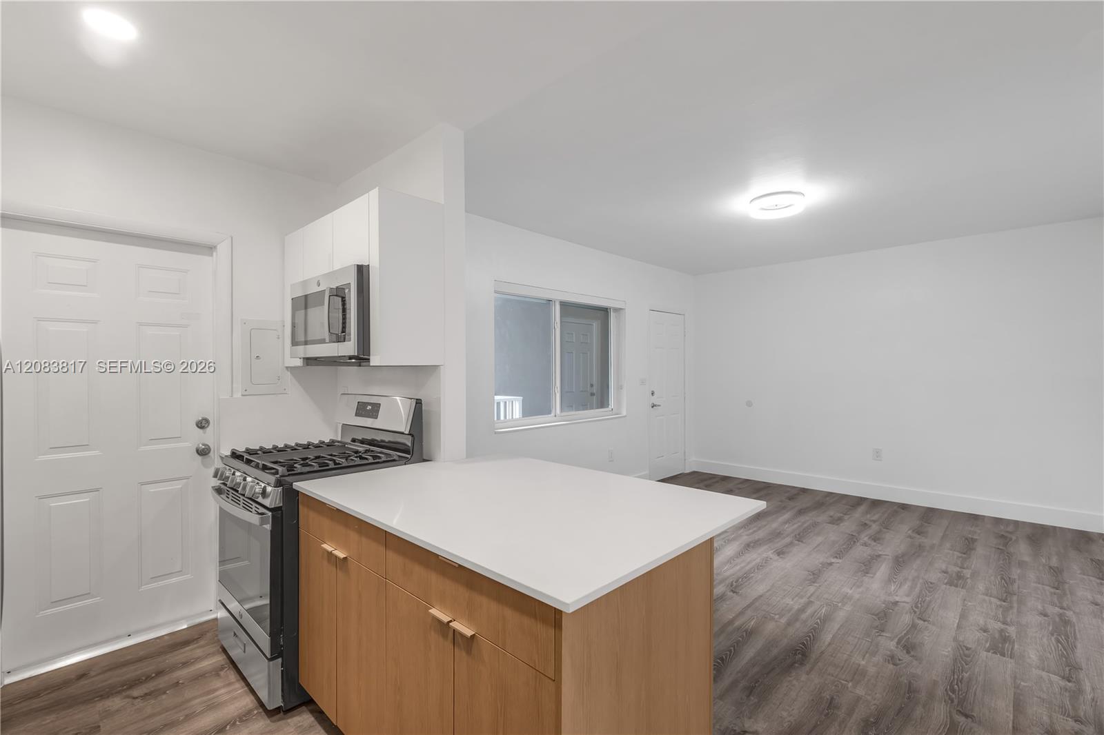 2300 SW 3rd Ave # 12A — Photo 3