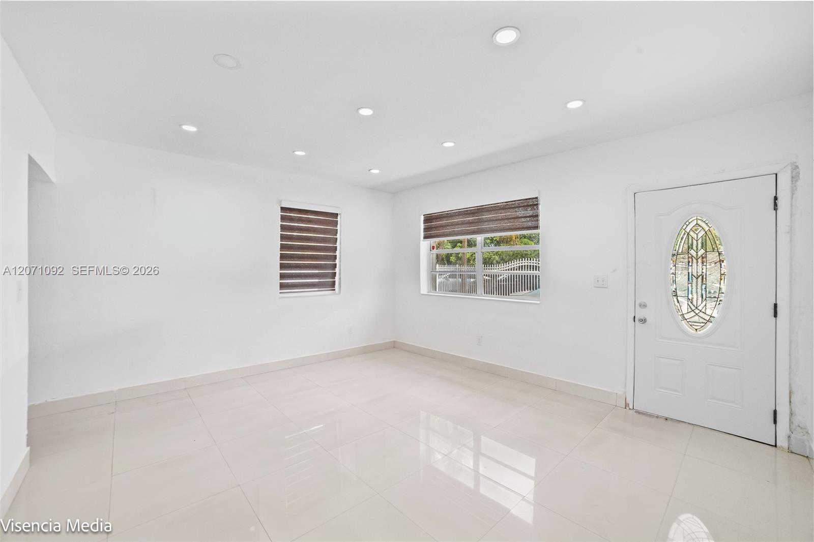 1442 NW 113th Ter — Photo 4