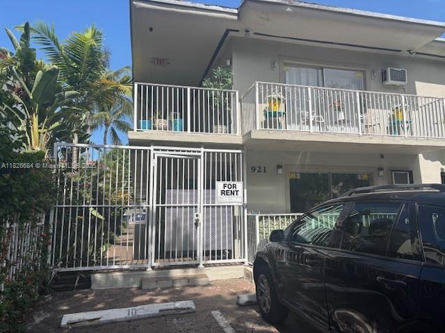 921 Meridian Ave # 2, Miami Beach FL 33139