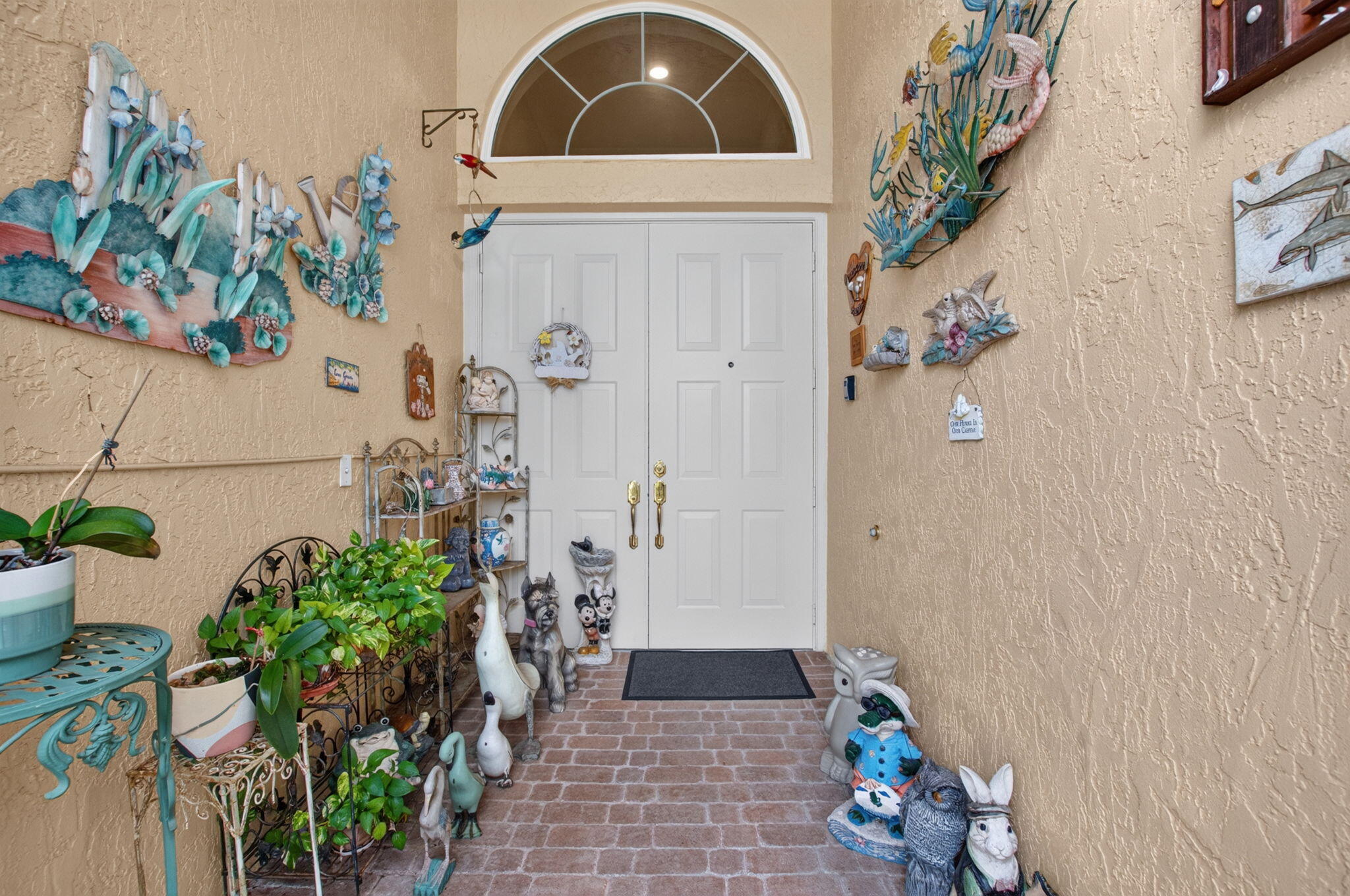 15832 Vivanco Street — Photo 4