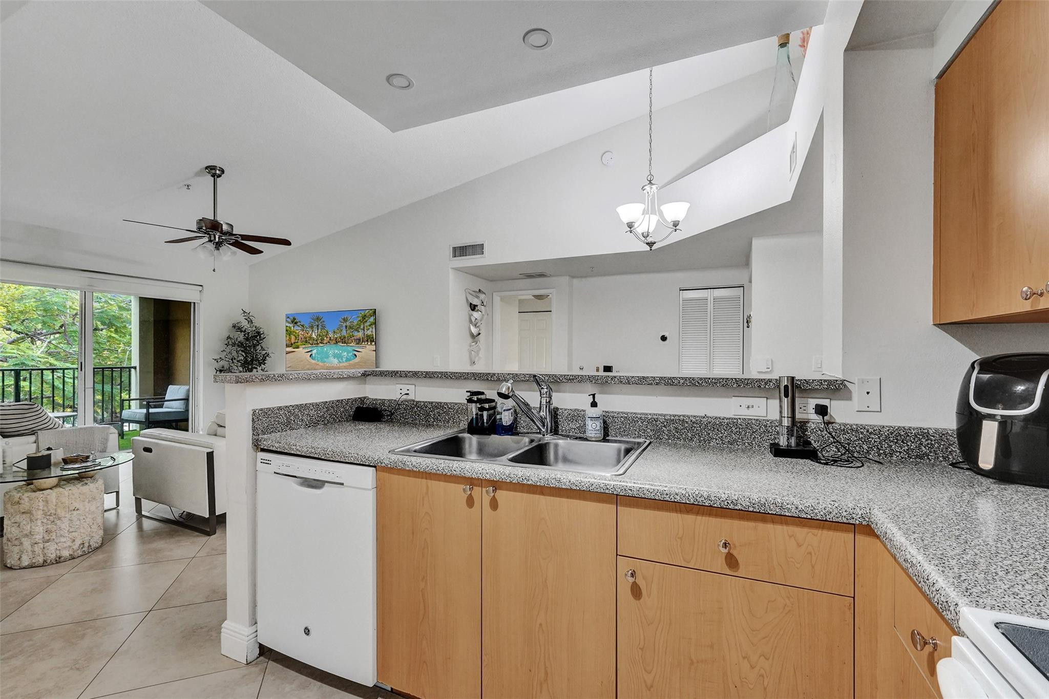 7940 N NOB HILL Road # 304 — Photo 5