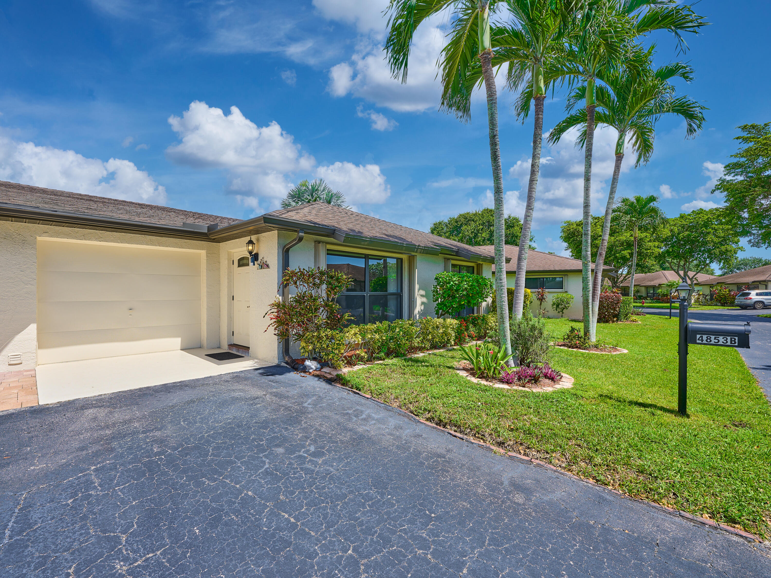 4853 Equestrian Circle # B — Photo 3