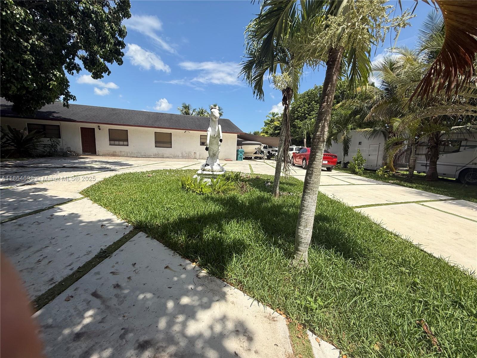15765 SW 206th Ave — Photo 4