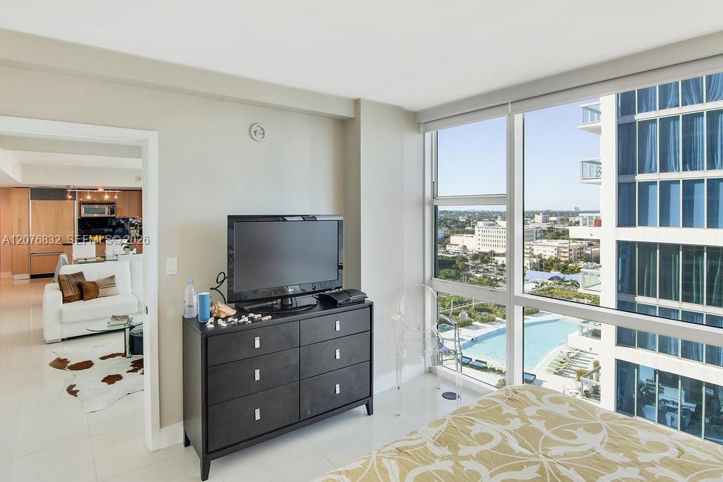 6801 Collins Ave # 1216 — Photo 3