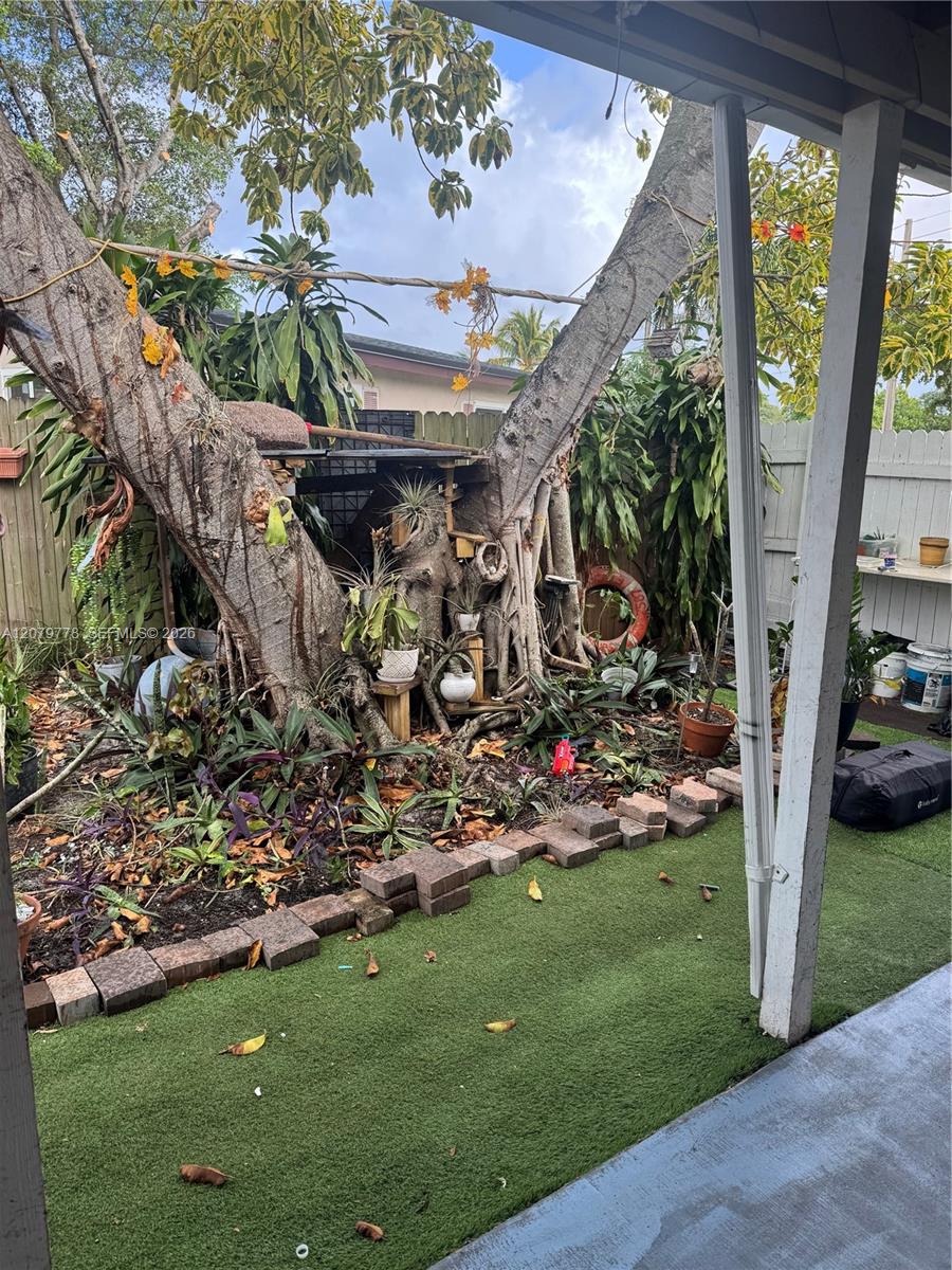 1625 NW 9th Ave # A — Photo 2