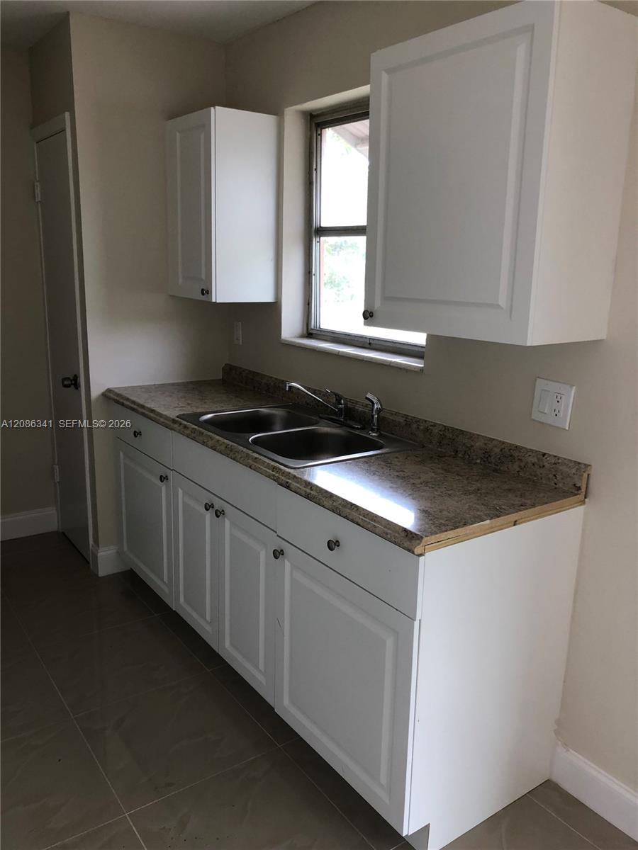 2417 Polk St # 2 — Photo 3