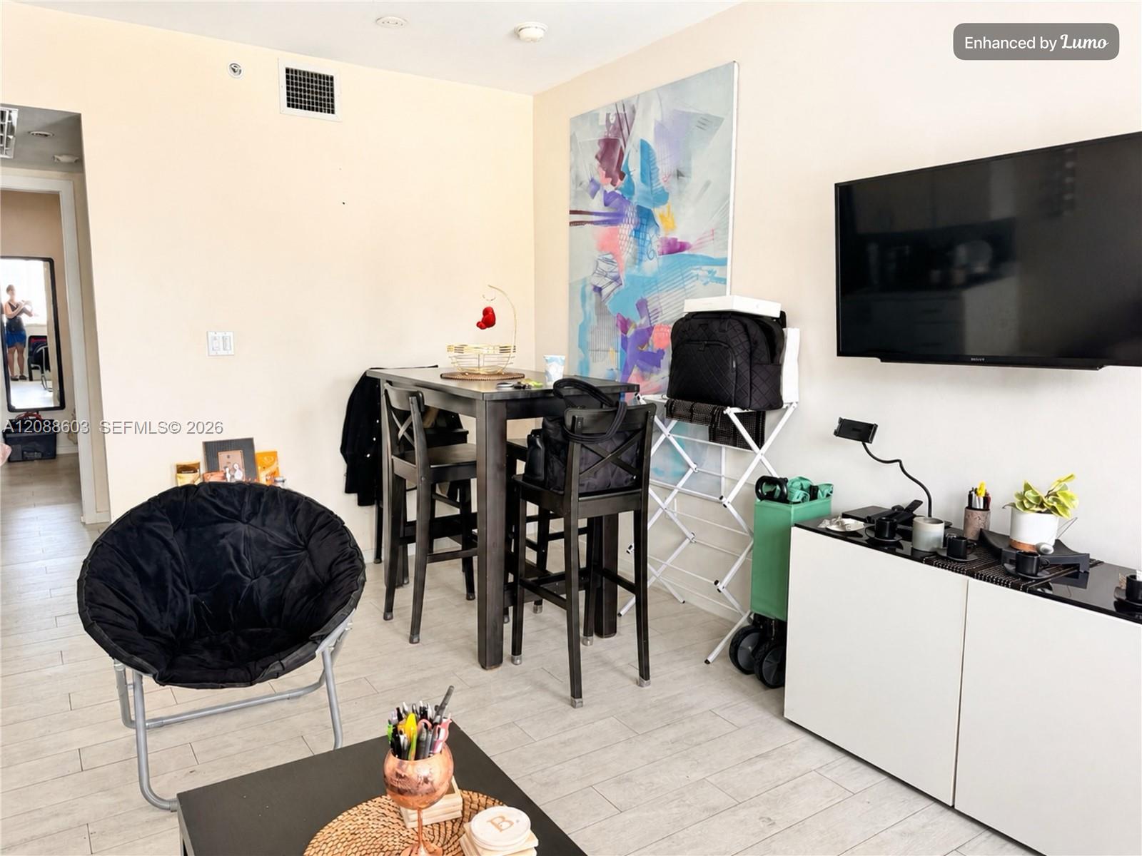 1601 Meridian Ave # 208 — Photo 5