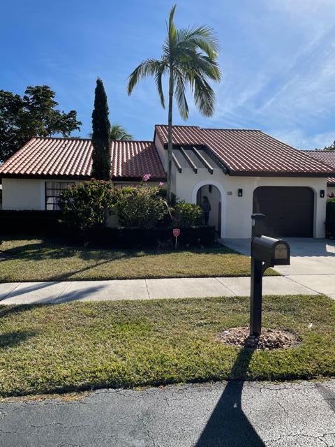 10 COLUMBIA Court, Deerfield Beach FL 33442