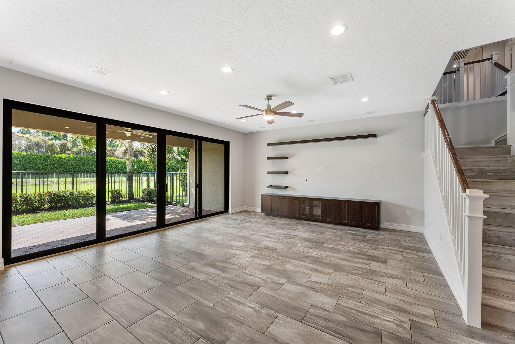14544 ALABASTER Avenue — Photo 3