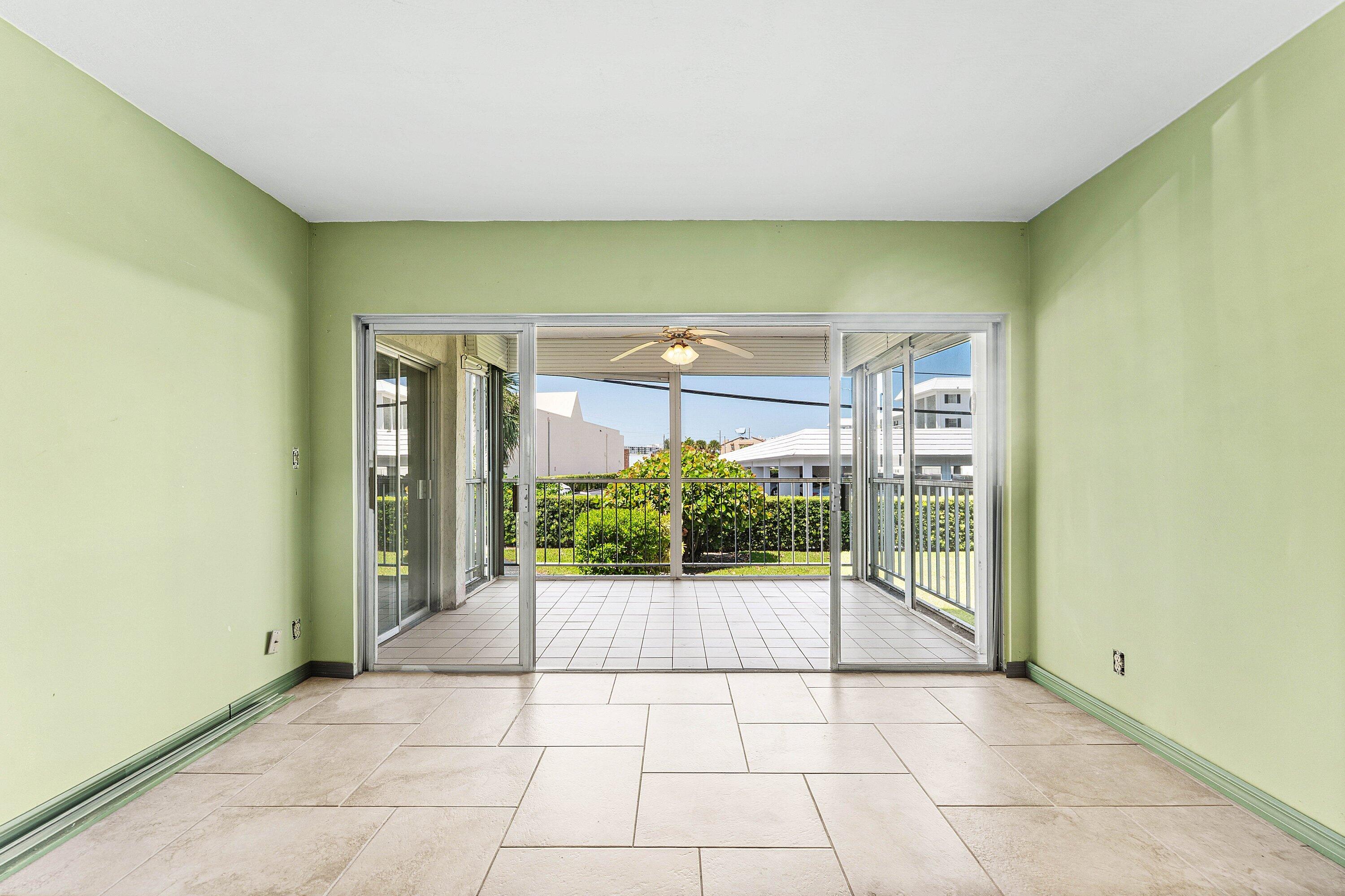 155 Yacht Club Drive # 101, North Palm Beach FL 33408