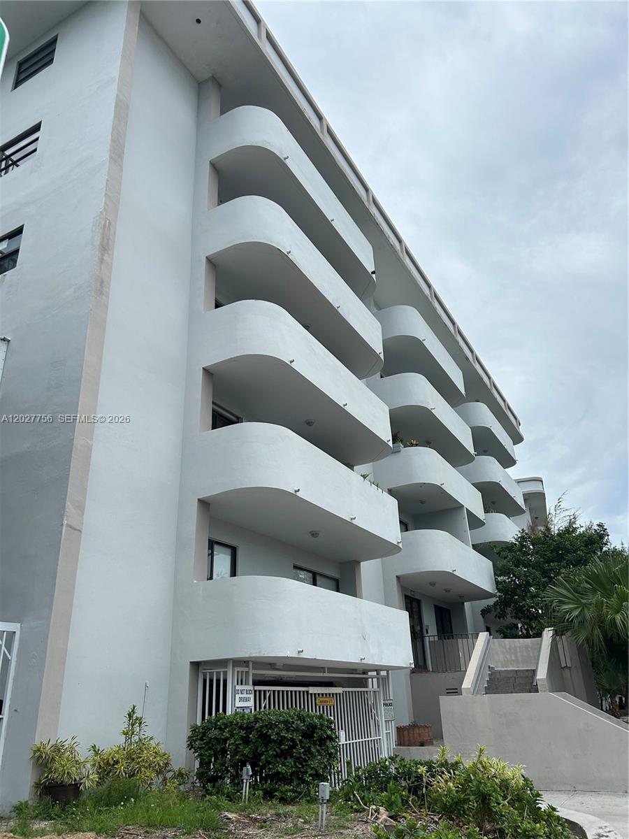 110 S Shore Dr # 4E, Miami Beach FL 33141