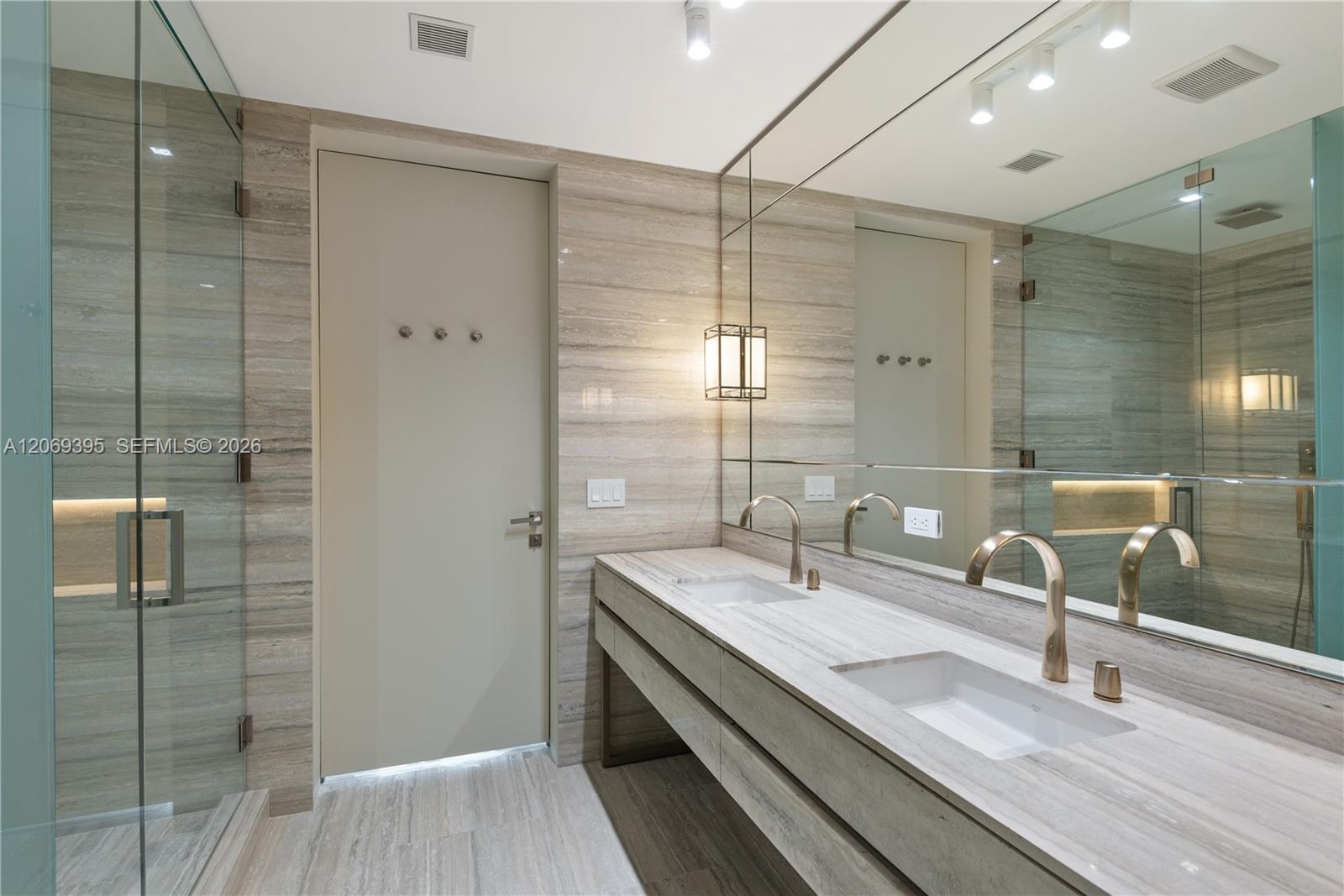 18975 Collins Ave # 1803 View 9