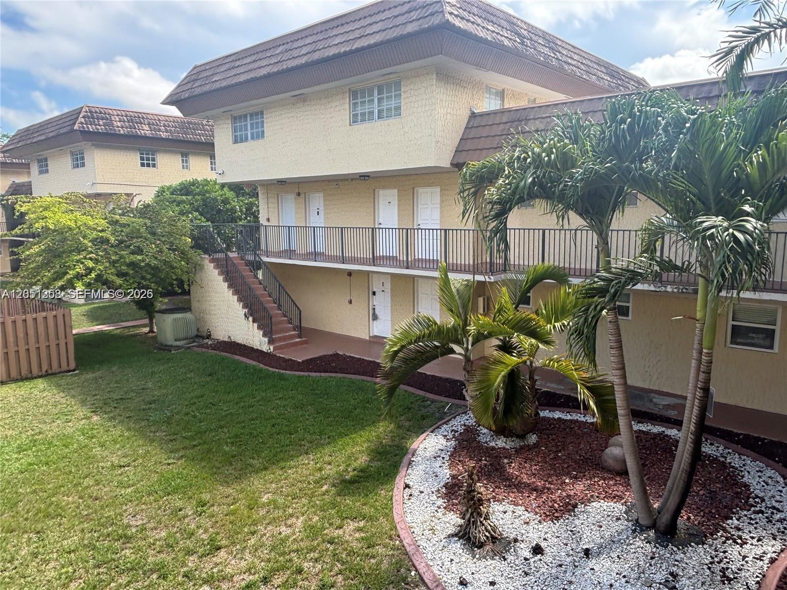 8500 SW 109th Ave # 211, Miami FL 33173