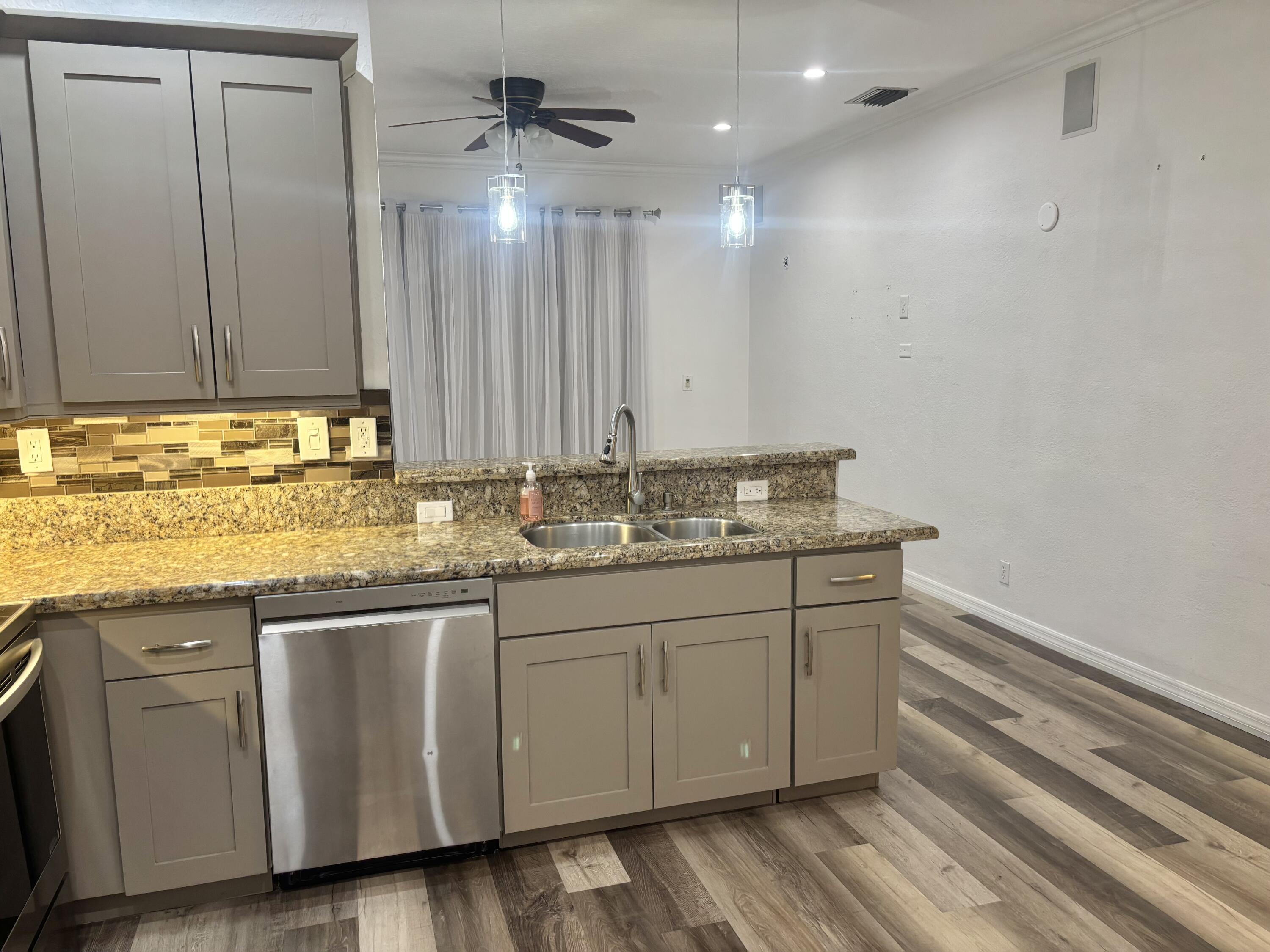 5207 Eagle Cay Place — Photo 5