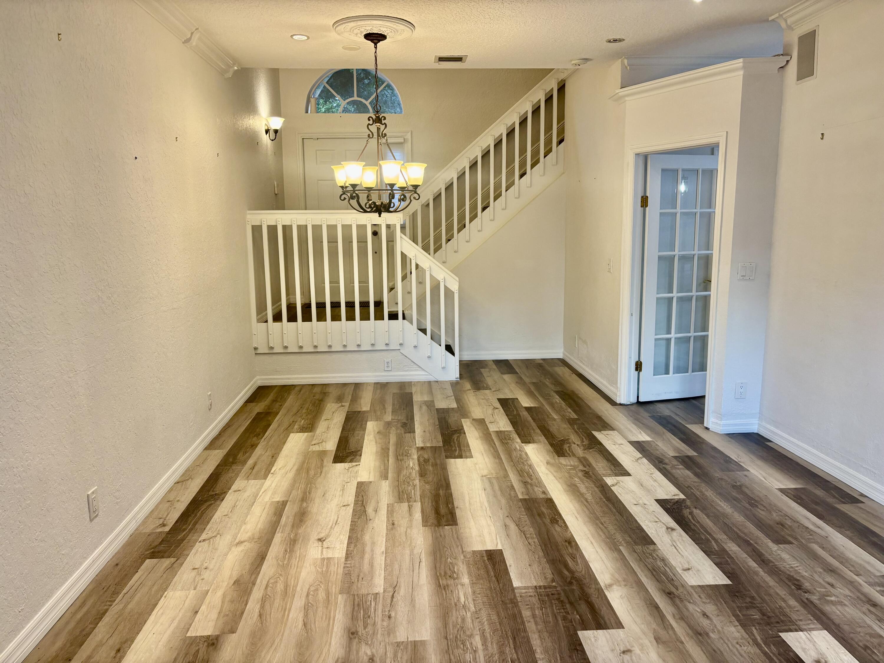 5207 Eagle Cay Place — Photo 2