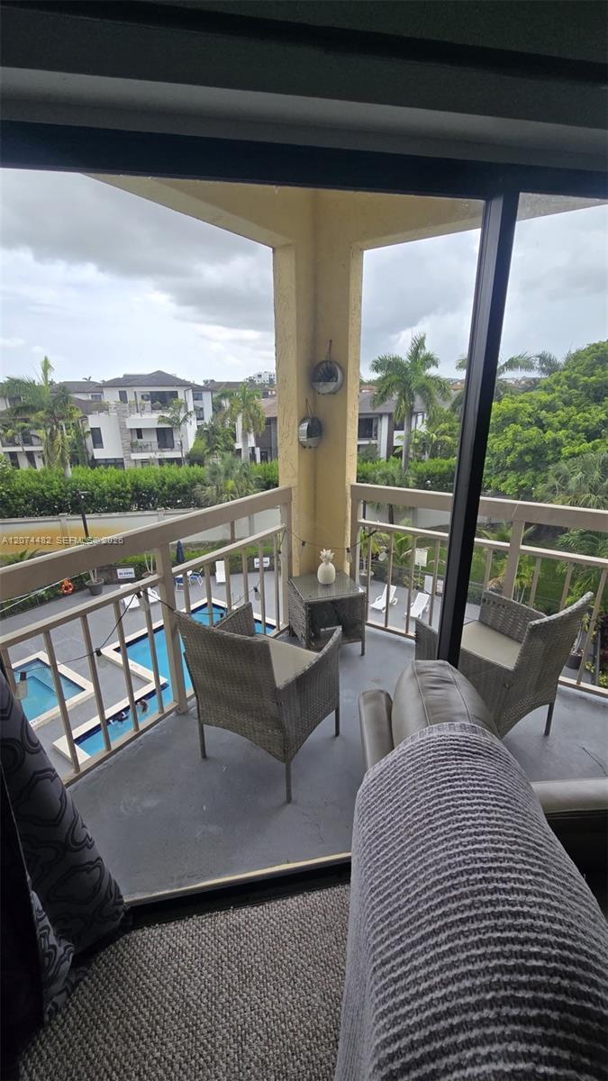 8290 Lake Dr # 426 — Photo 5