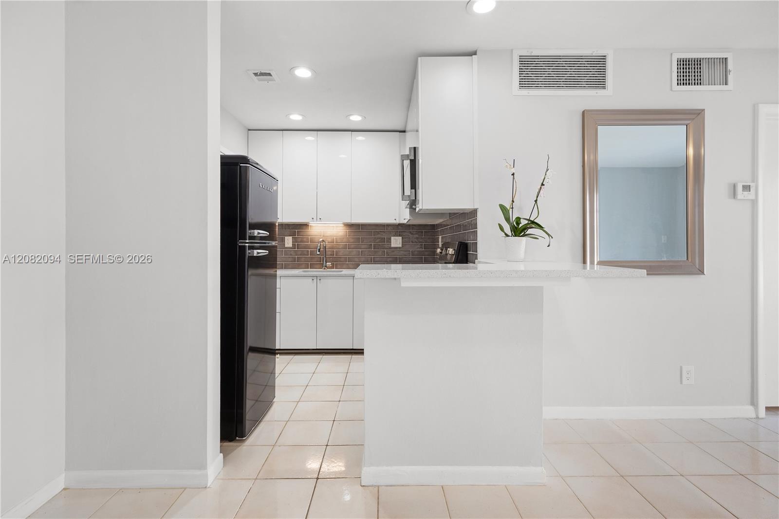 3040 NE 16th Ave # 104 — Photo 5