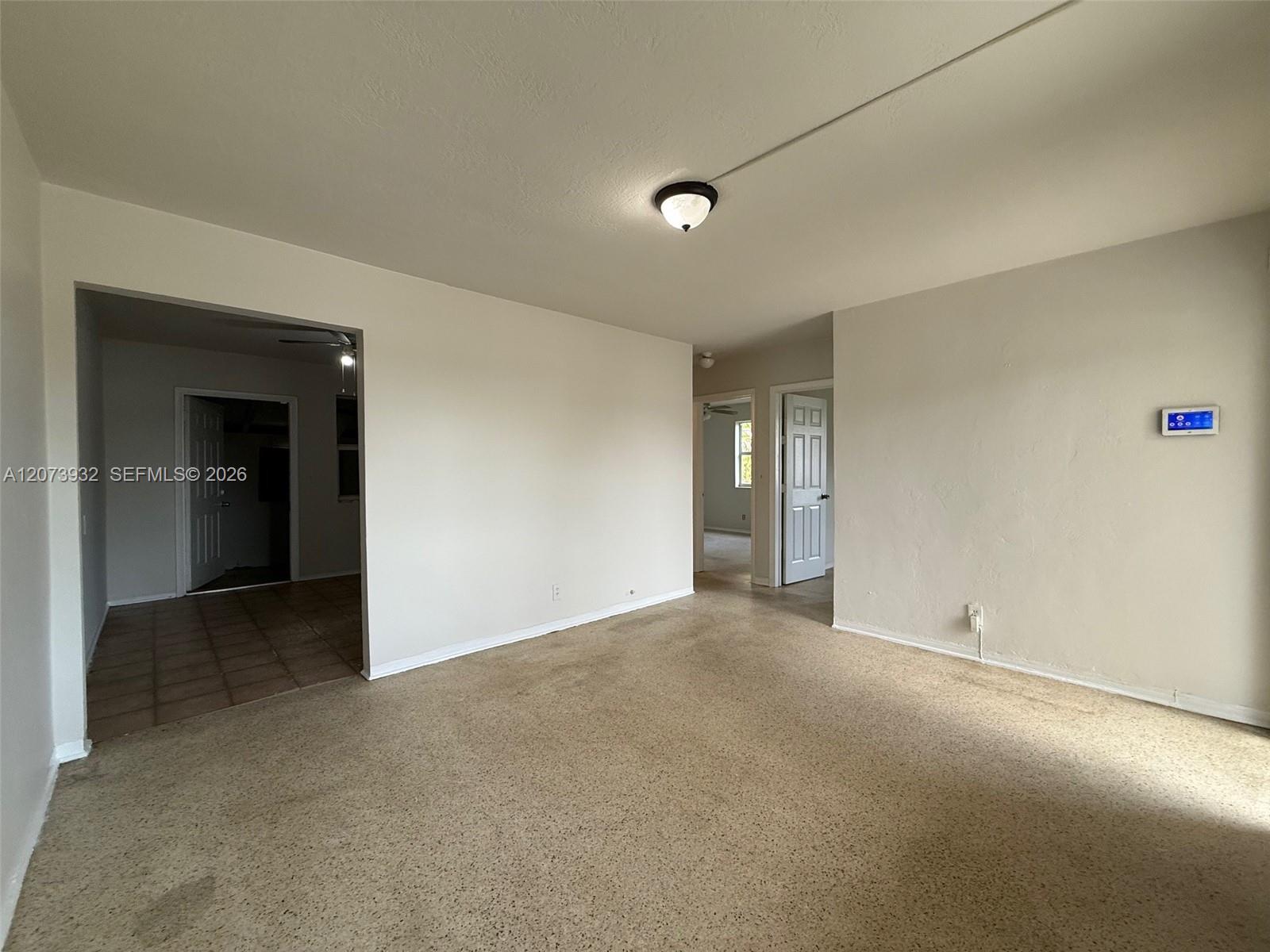 900 SW 5th St # 2 — Photo 4