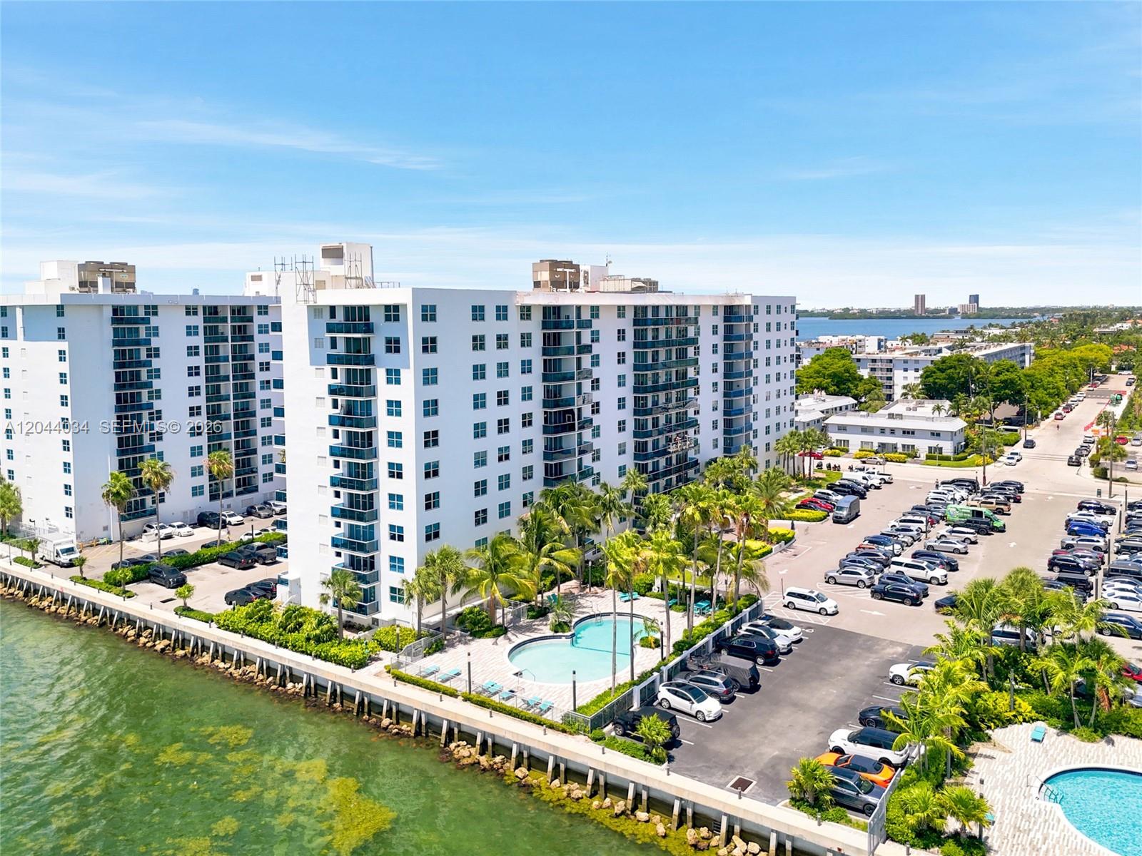 7501 E Treasure Dr # 2S, North Bay Village FL 33141