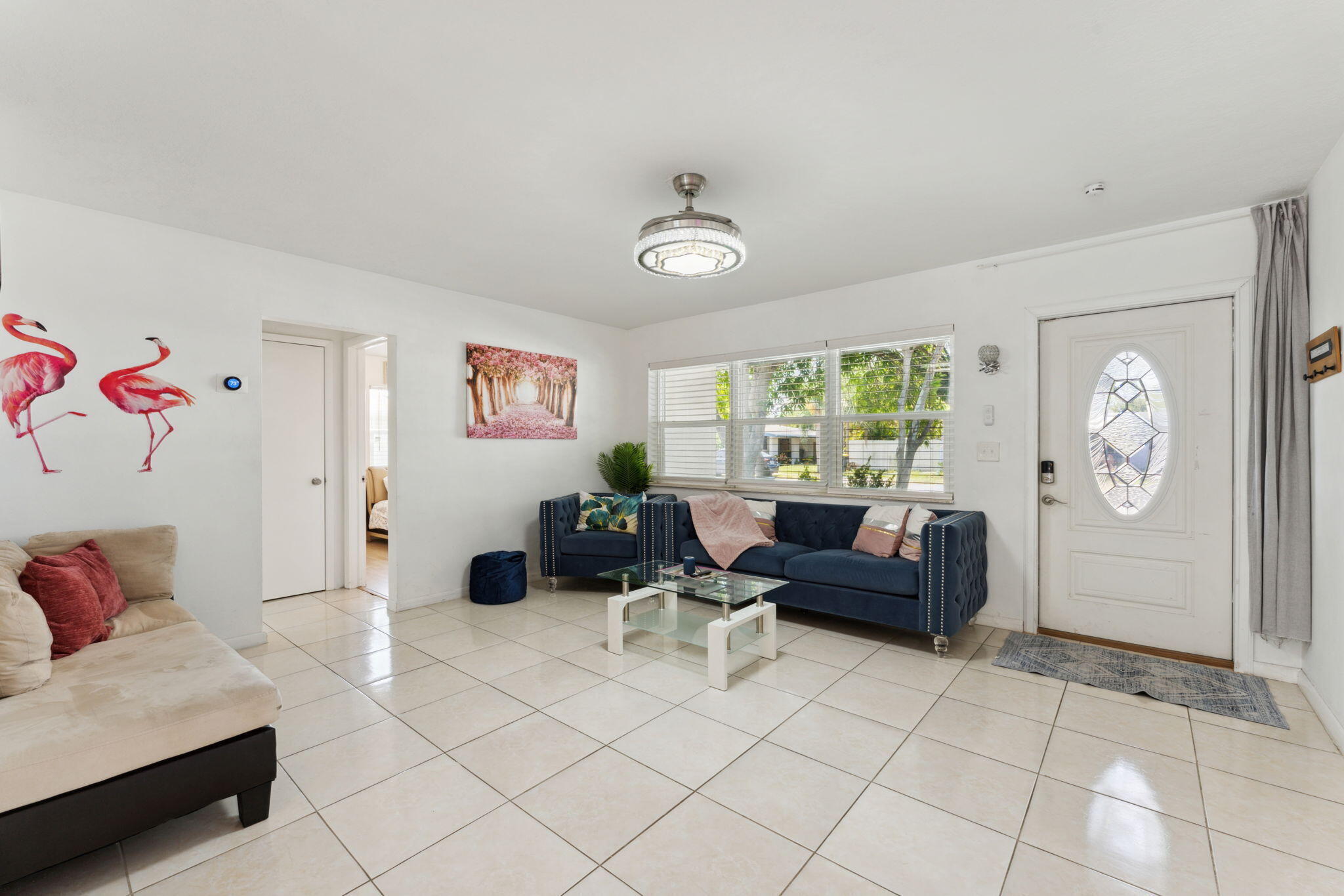 254 SW 8th Street — Photo 4