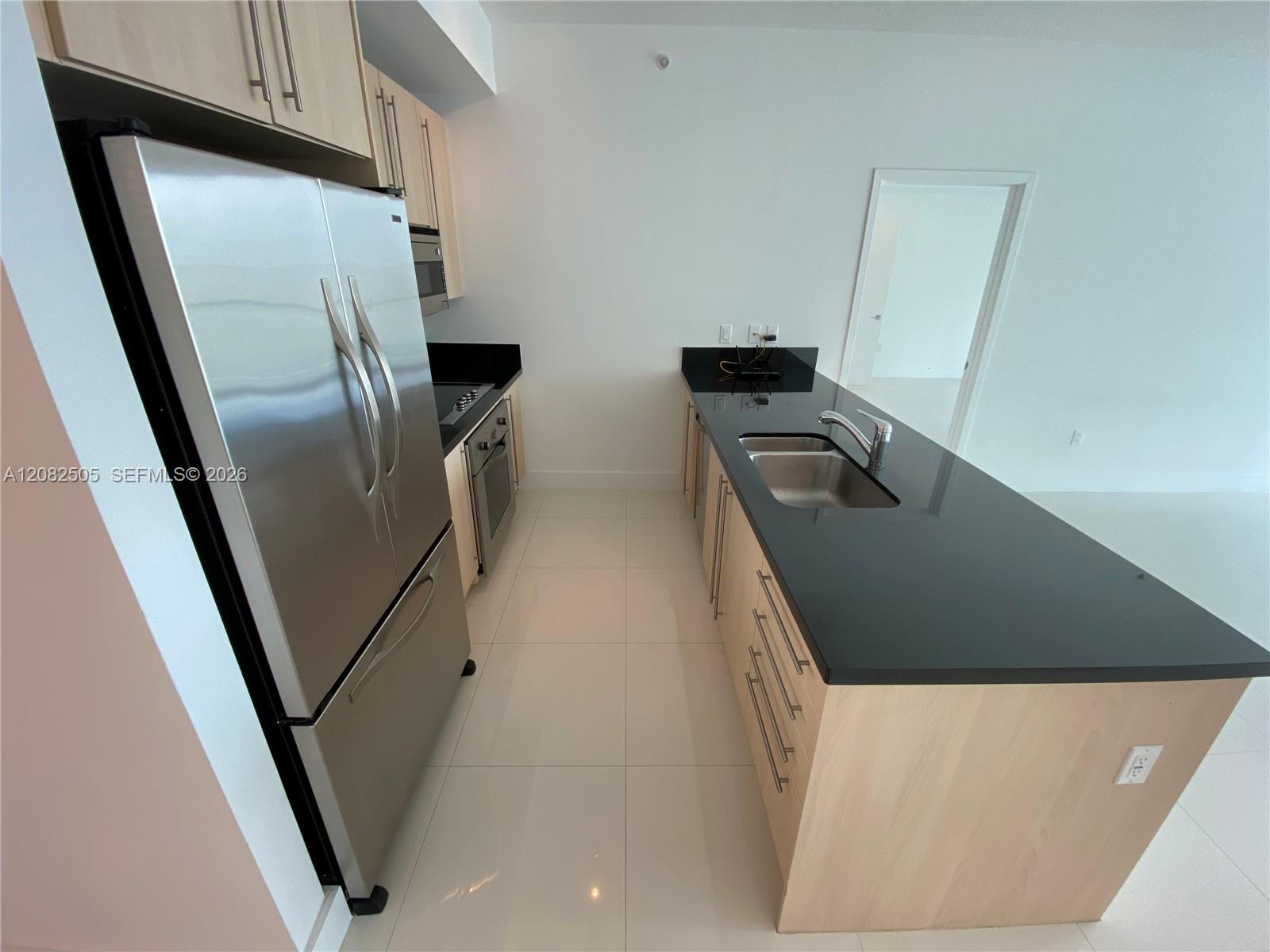 79 SW 12 ST # 3810-S — Photo 2